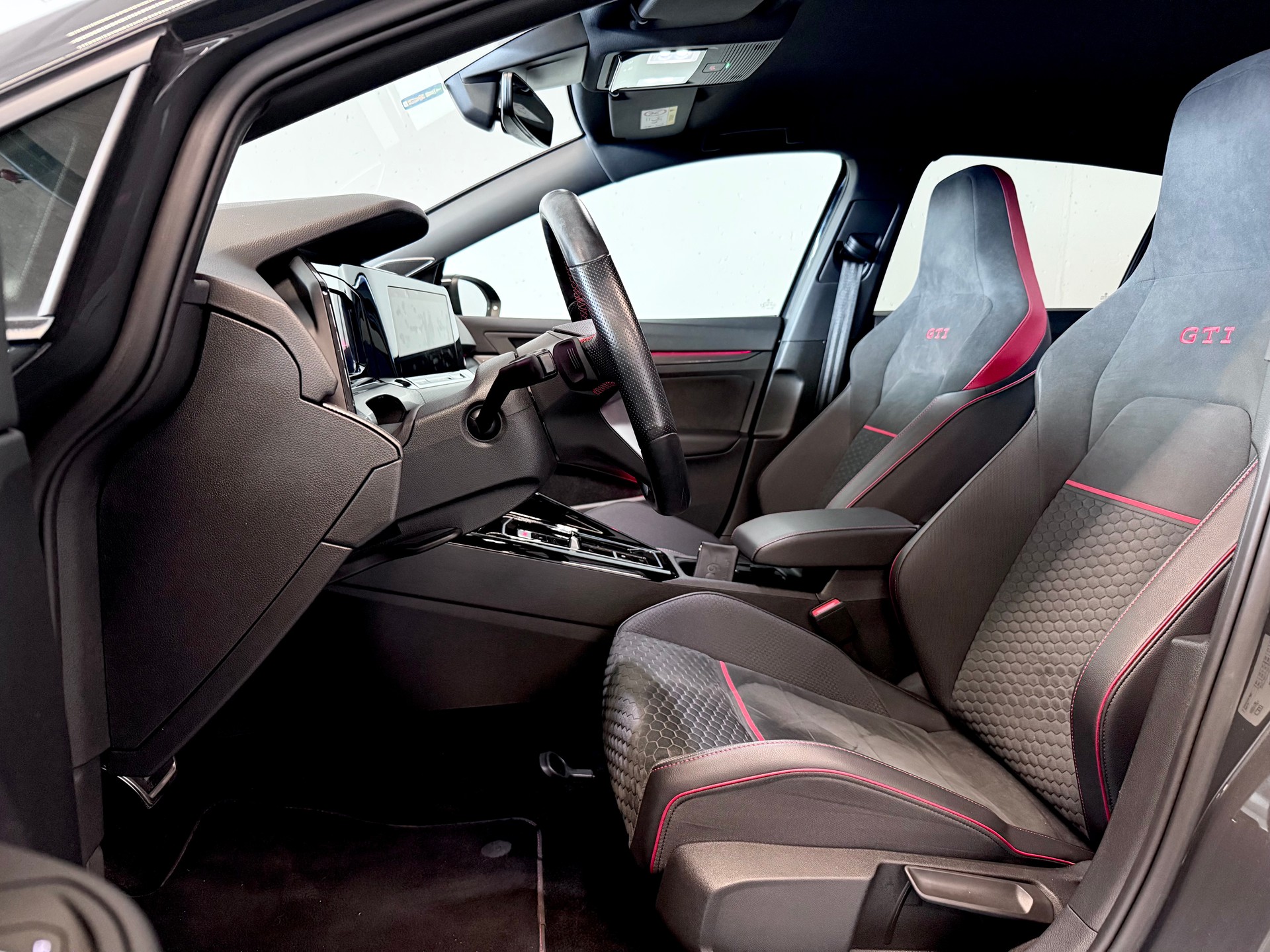 VW Golf 2.0 TSI GTI Clubsport DSG | 301 PS-image-6