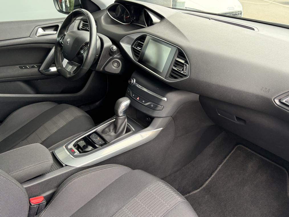 PEUGEOT 308 1.2 THP Allure Automatic-image-7