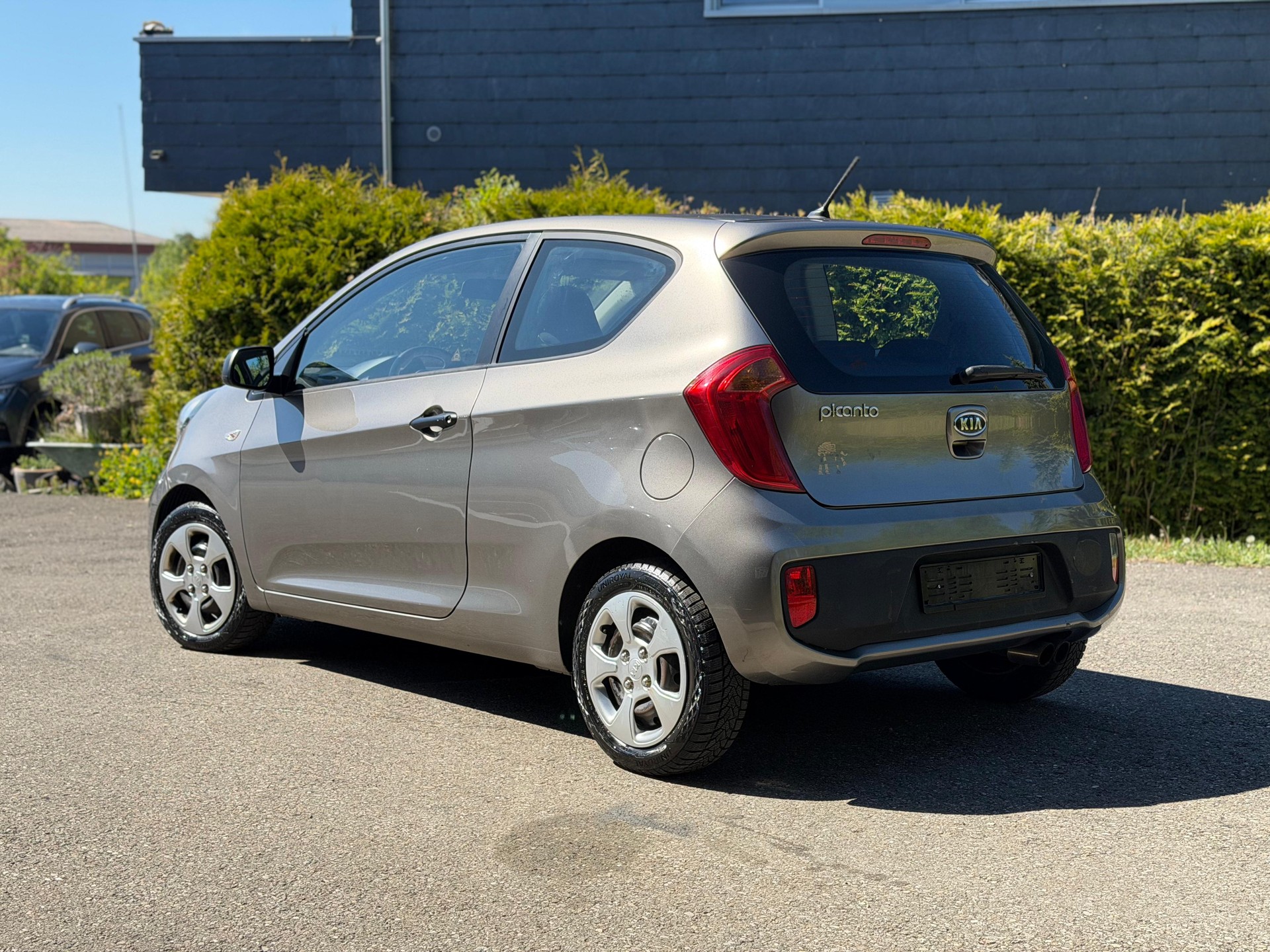 KIA Morning-image-2