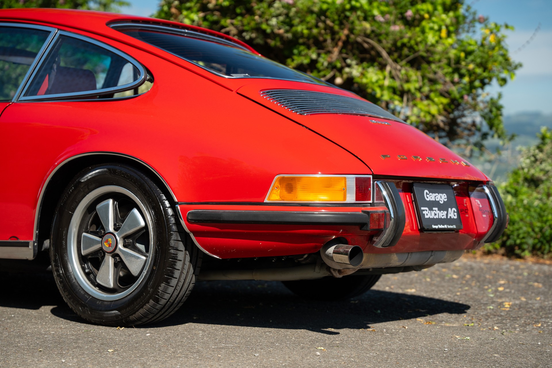 PORSCHE 911 E-image-8