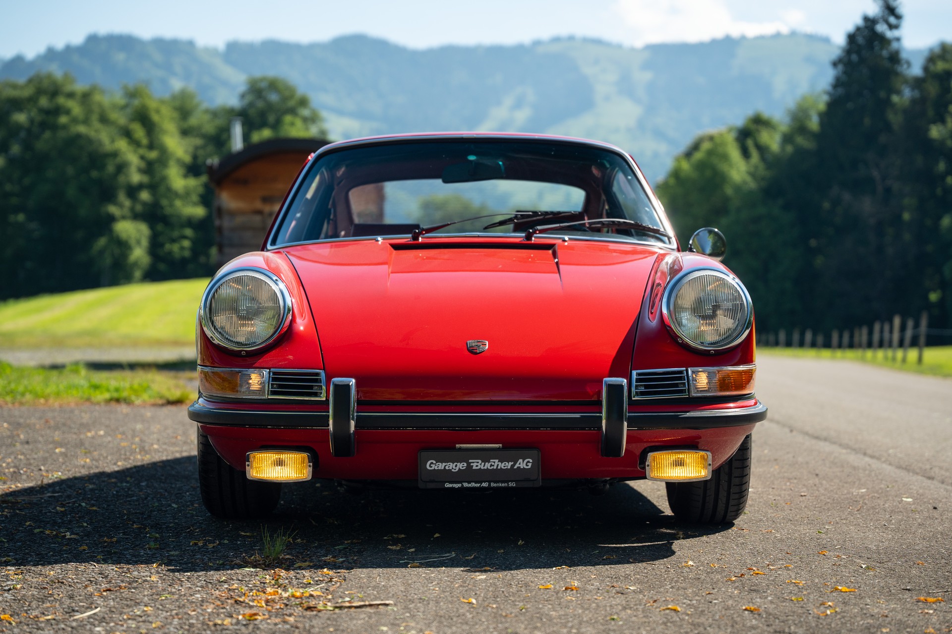 PORSCHE 911 E-showroom-element-2