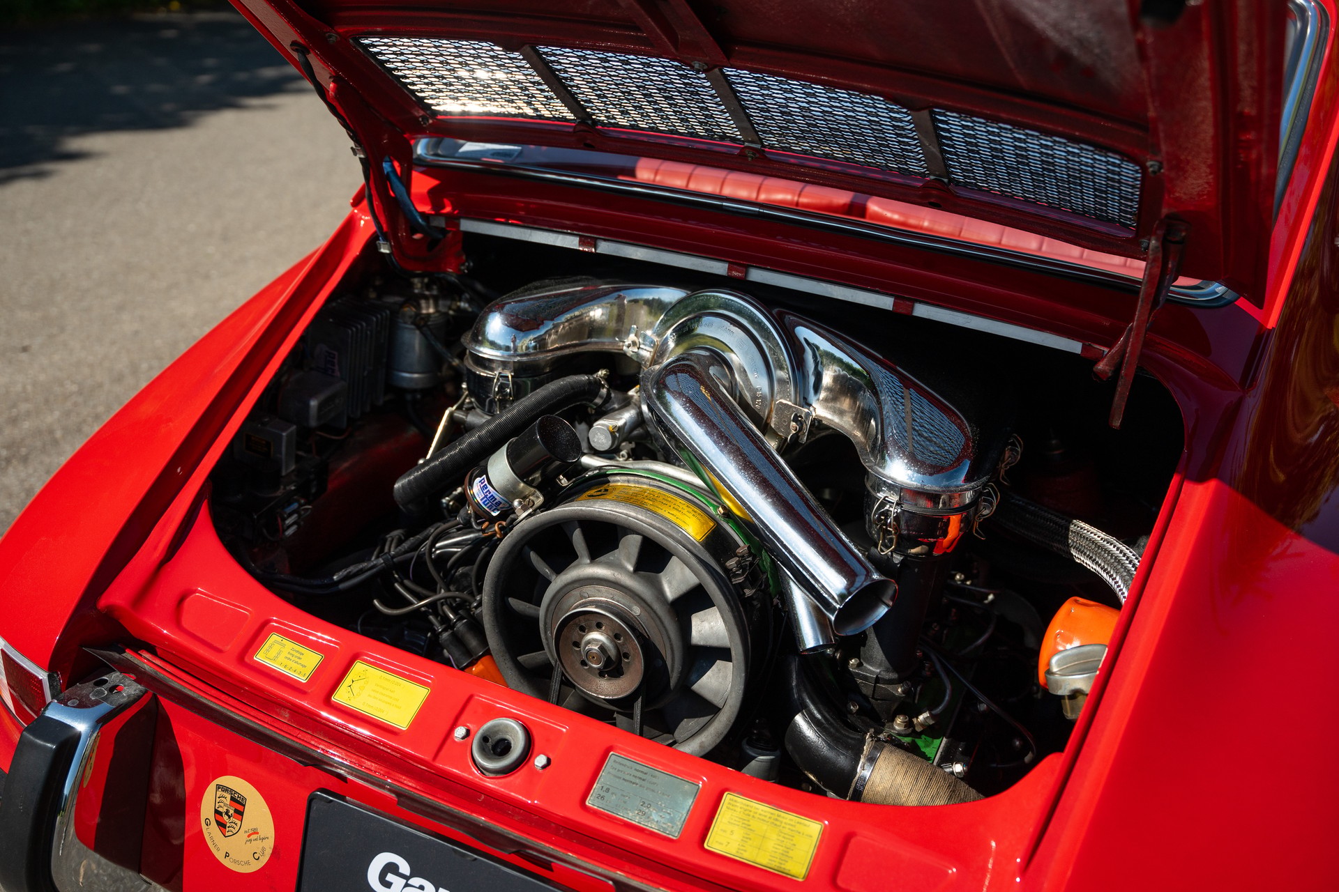 PORSCHE 911 E-image-10