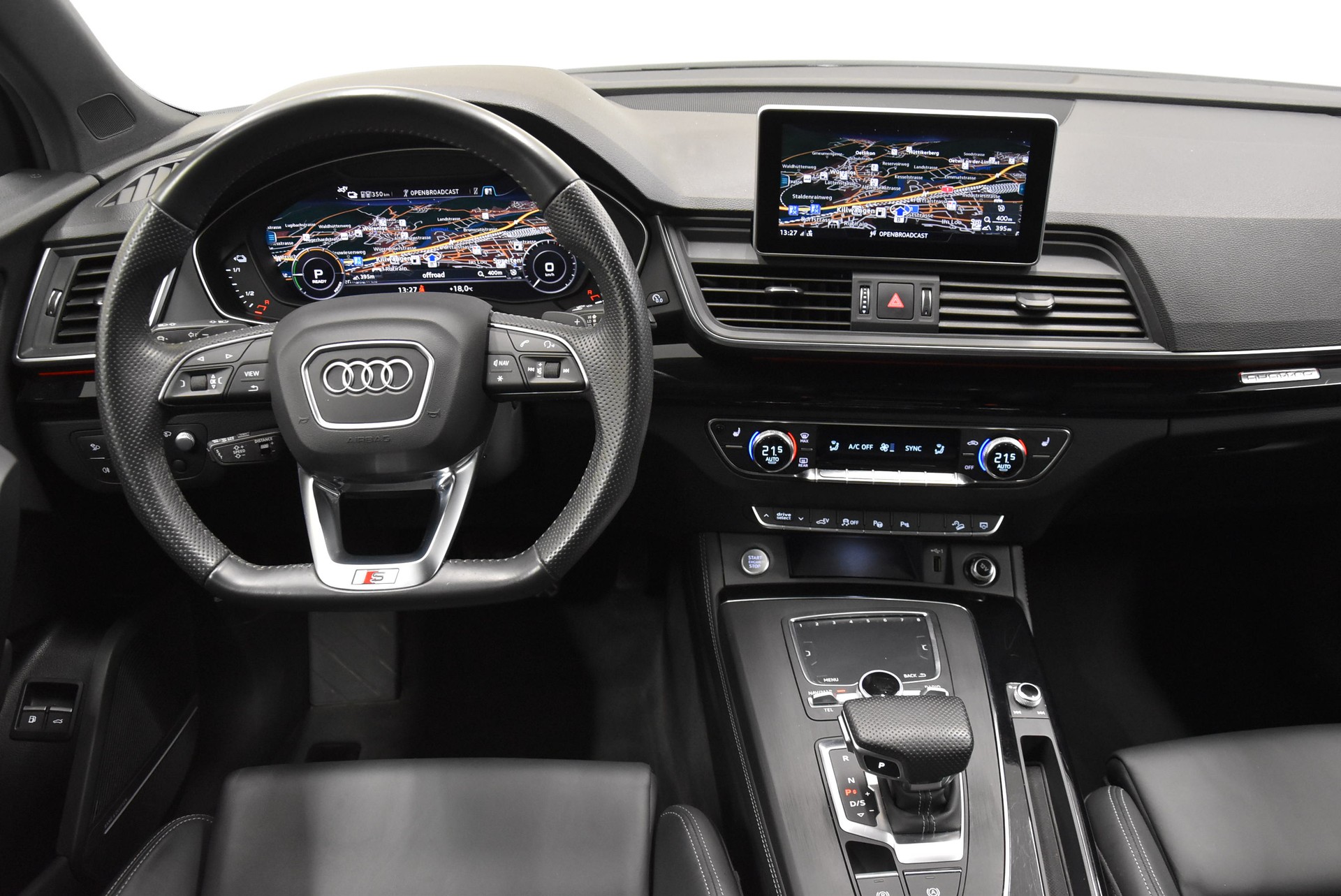 AUDI Q5 55 TFSI e S-Line quattro-image-4