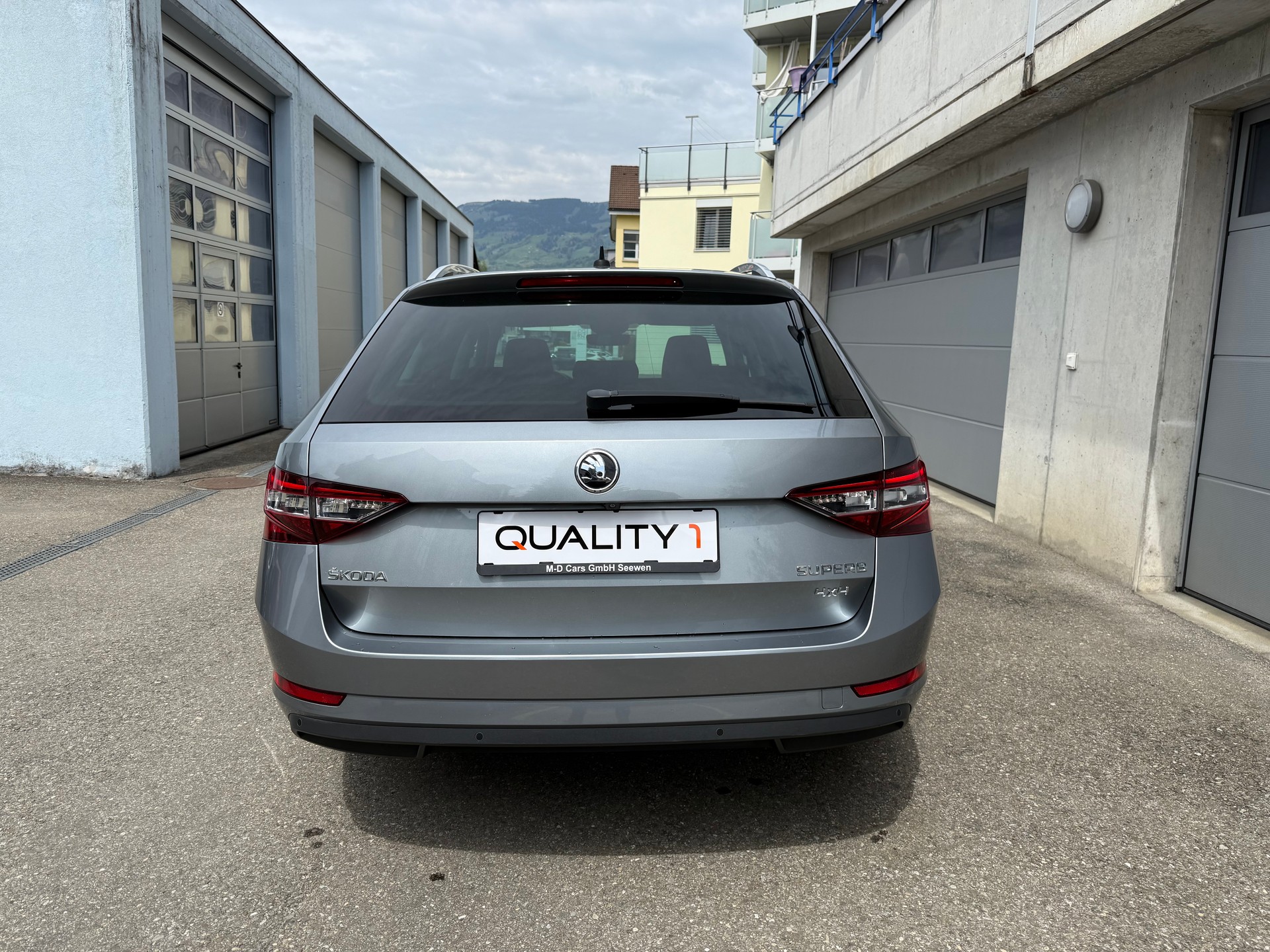 SKODA Superb Combi 2.0 TDi Style 4x4 DSG-image-4