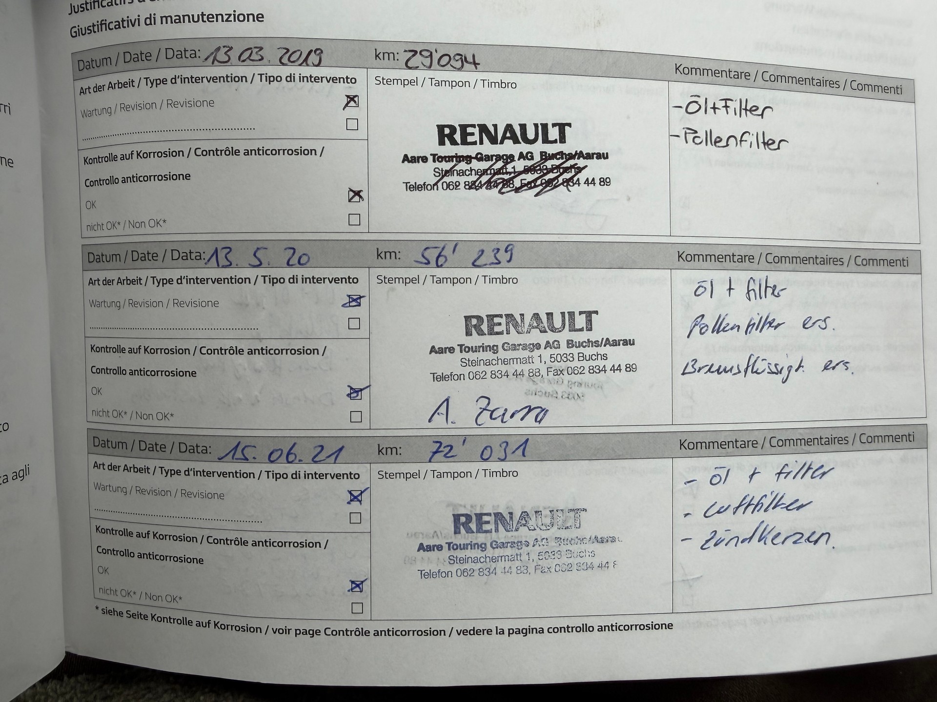 RENAULT Captur 1.2 T 16V Intens EDC-image-15