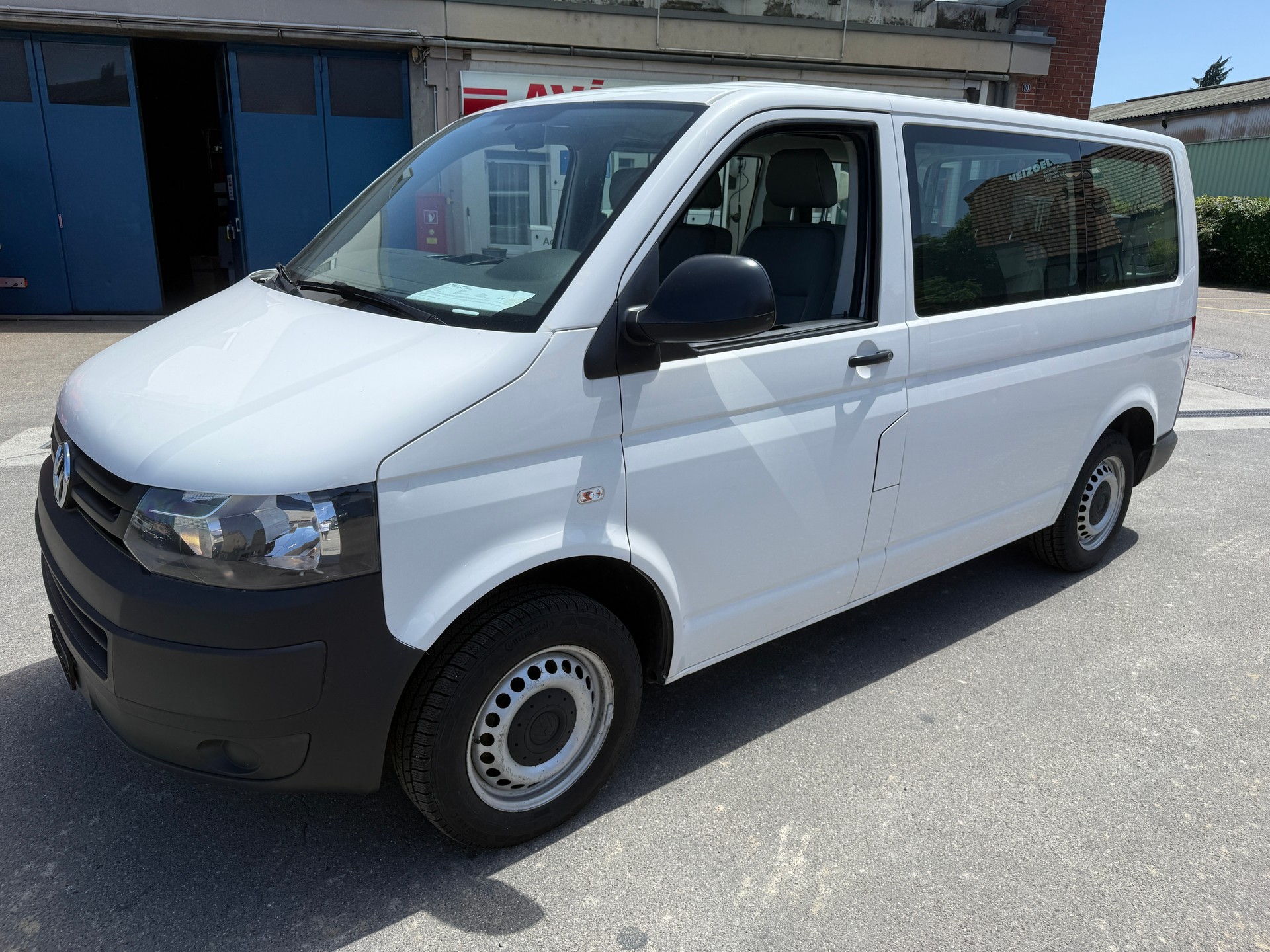 VW T5 2.0 TDI BMT 4Motion-image-1