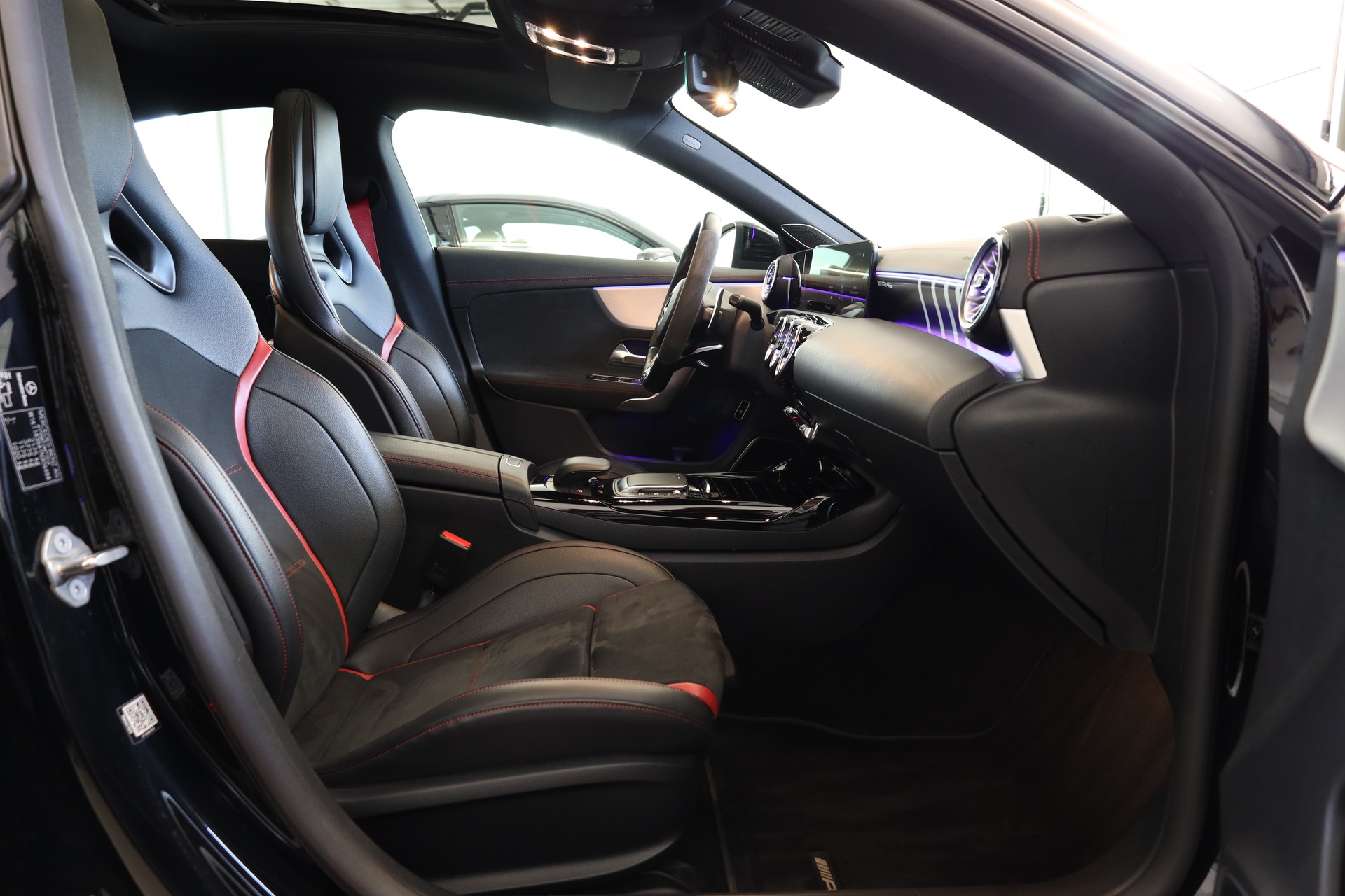 MERCEDES-BENZ CLA 45 S AMG 4Matic+ 8G-DCT-image-19