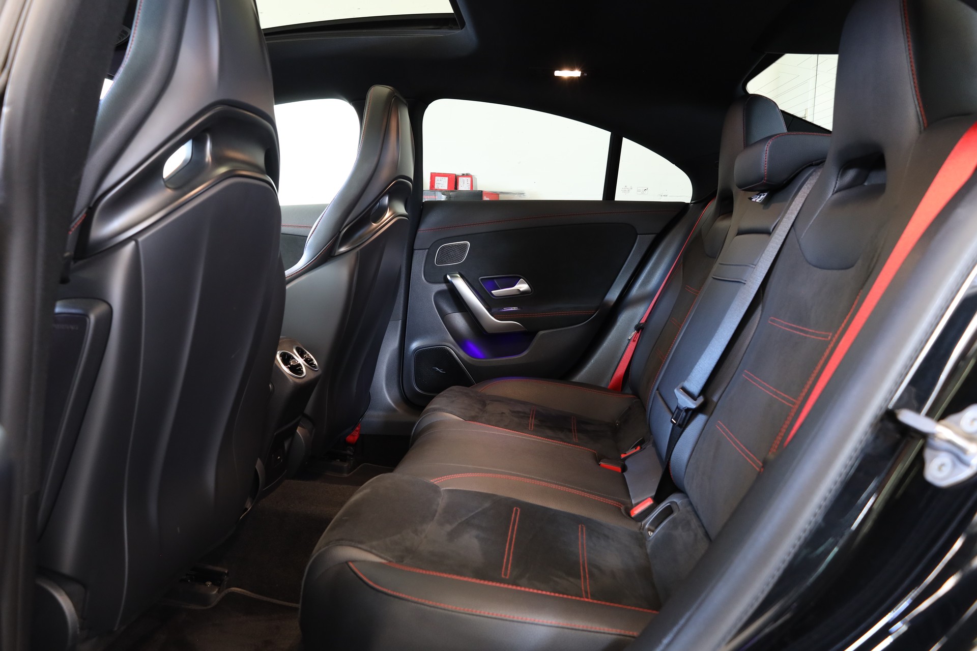 MERCEDES-BENZ CLA 45 S AMG 4Matic+ 8G-DCT-image-17