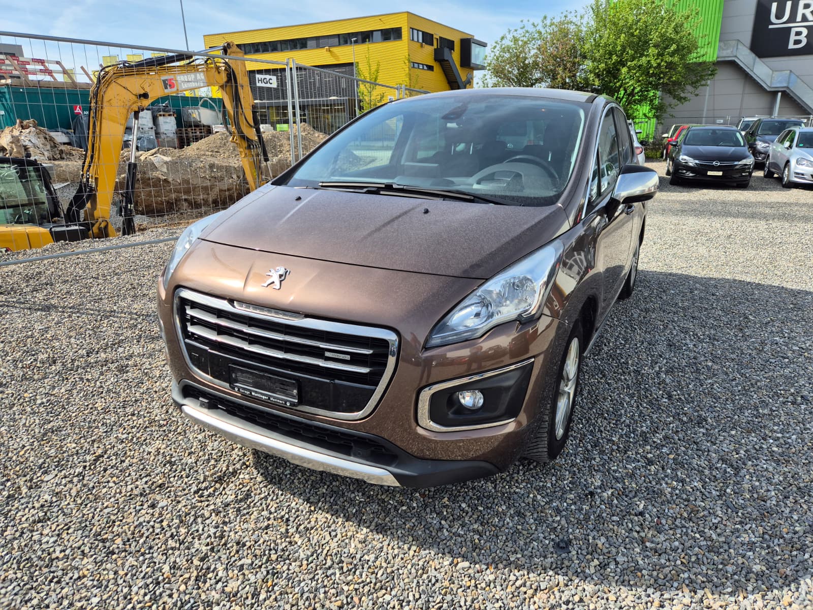 PEUGEOT 3008 HYbrid4 2.0 HDI ETG6-image-1