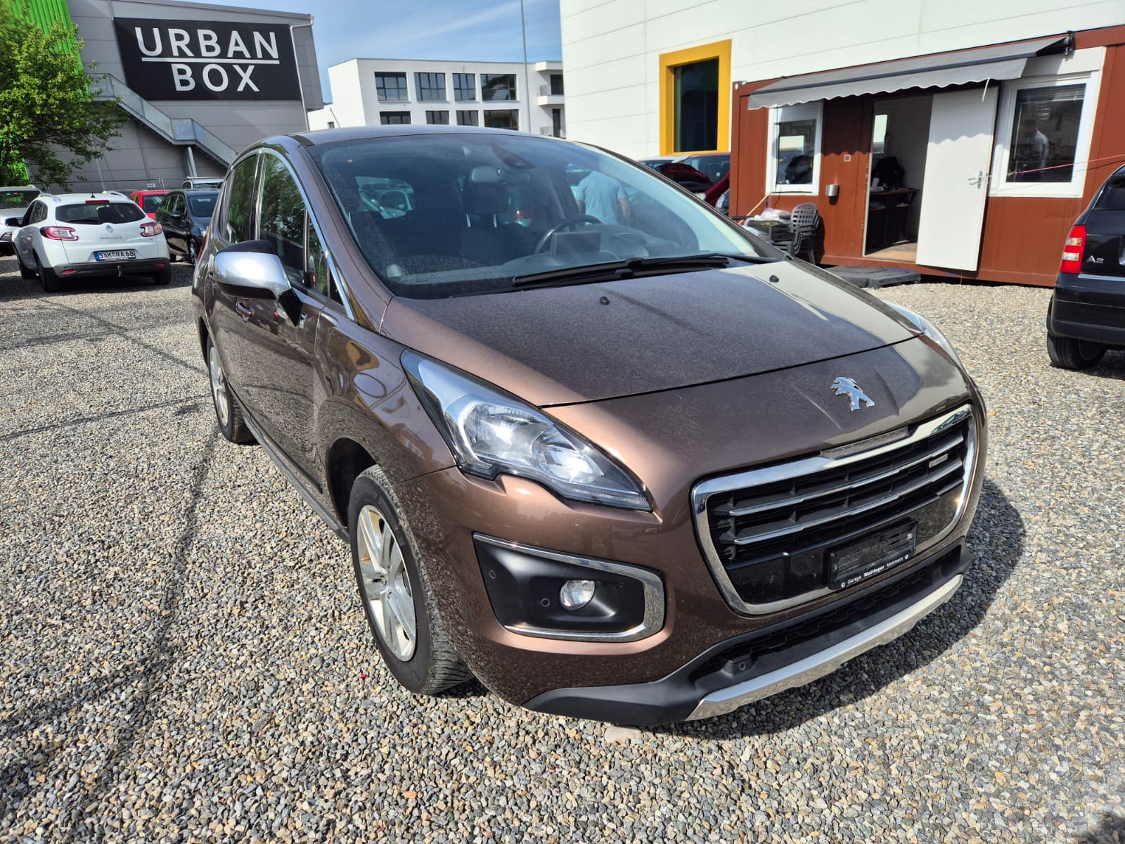 PEUGEOT 3008 HYbrid4 2.0 HDI ETG6-image-0