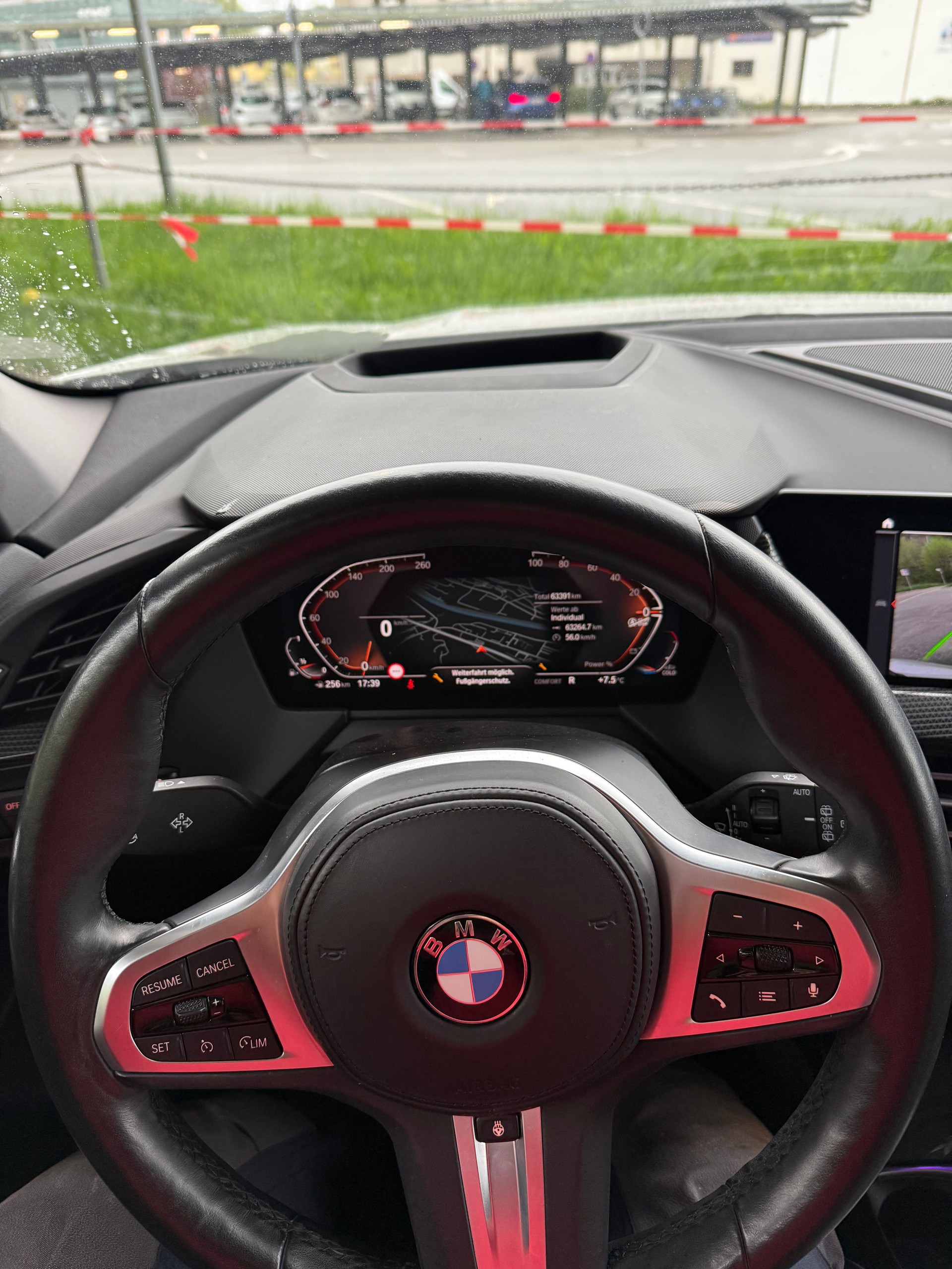 BMW 120-image-4