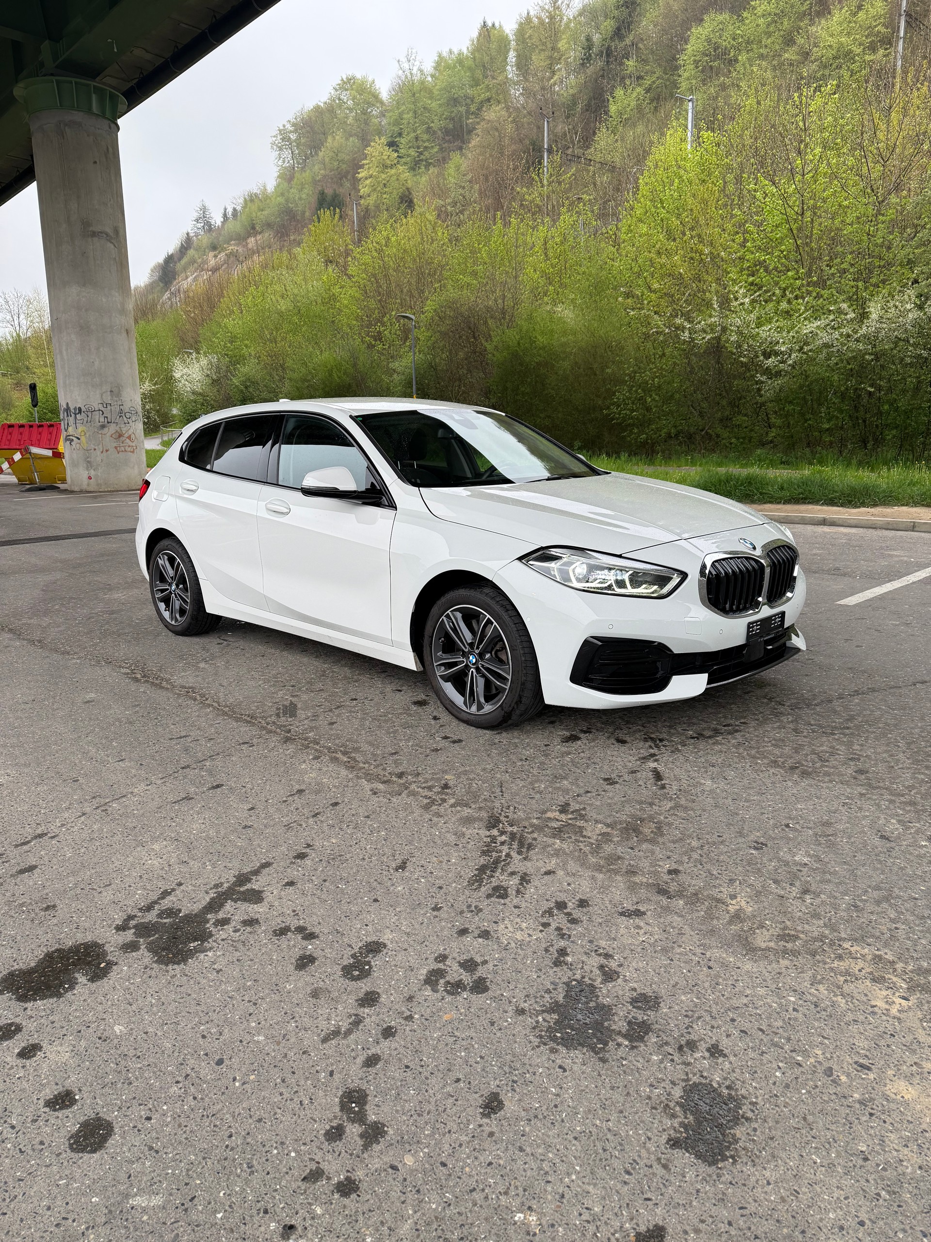 BMW 120-image-0
