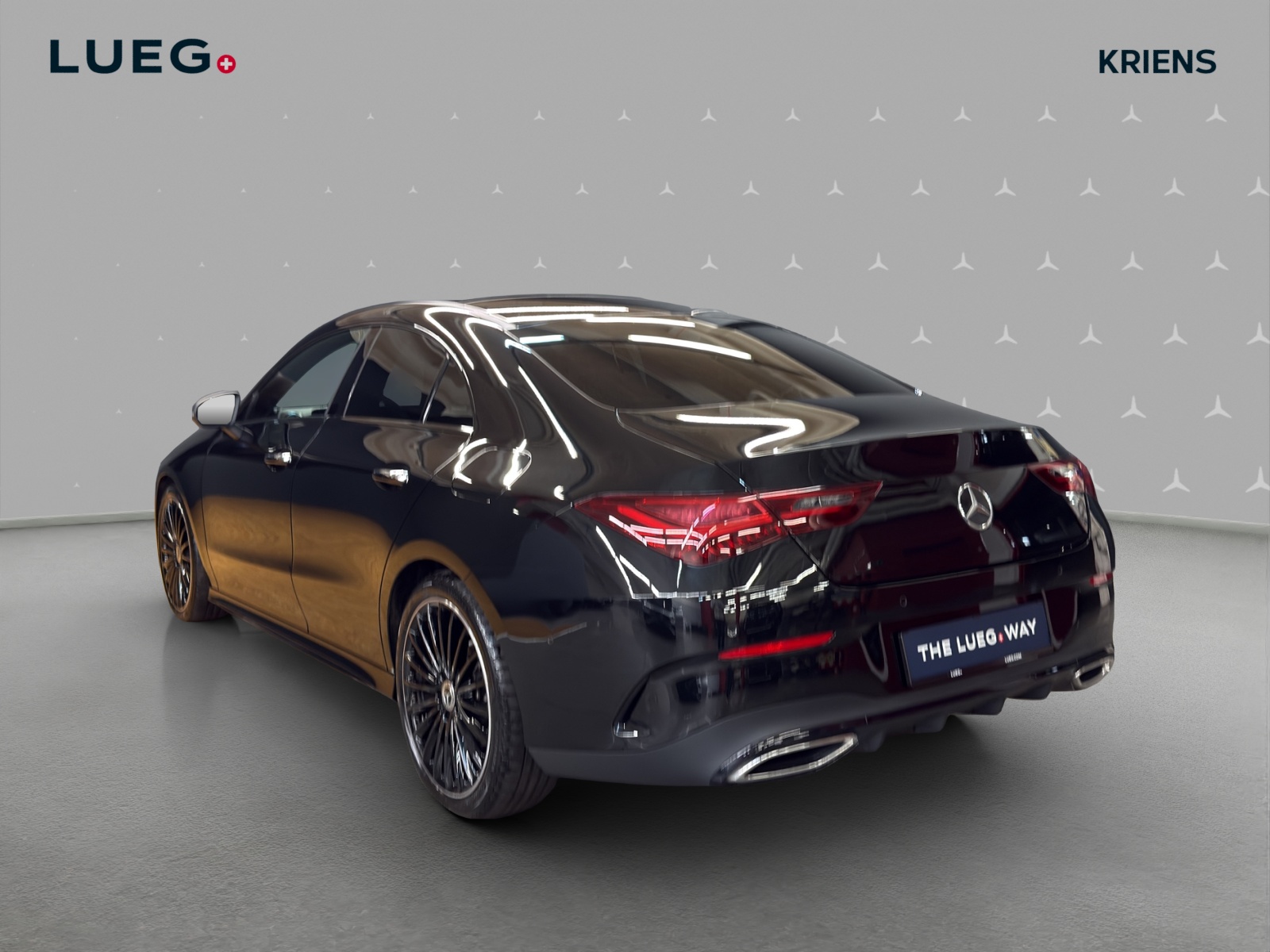 MERCEDES-BENZ CLA 200 - AMG / DISTRONIC / Rückfahrkamera / Panorama-Dach / Soundsystem-image-2