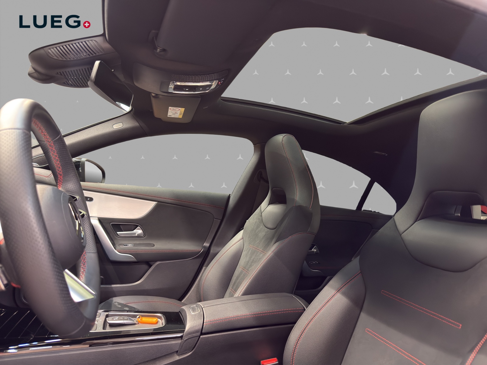 MERCEDES-BENZ CLA 200 - AMG / DISTRONIC / Rückfahrkamera / Panorama-Dach / Soundsystem-image-8