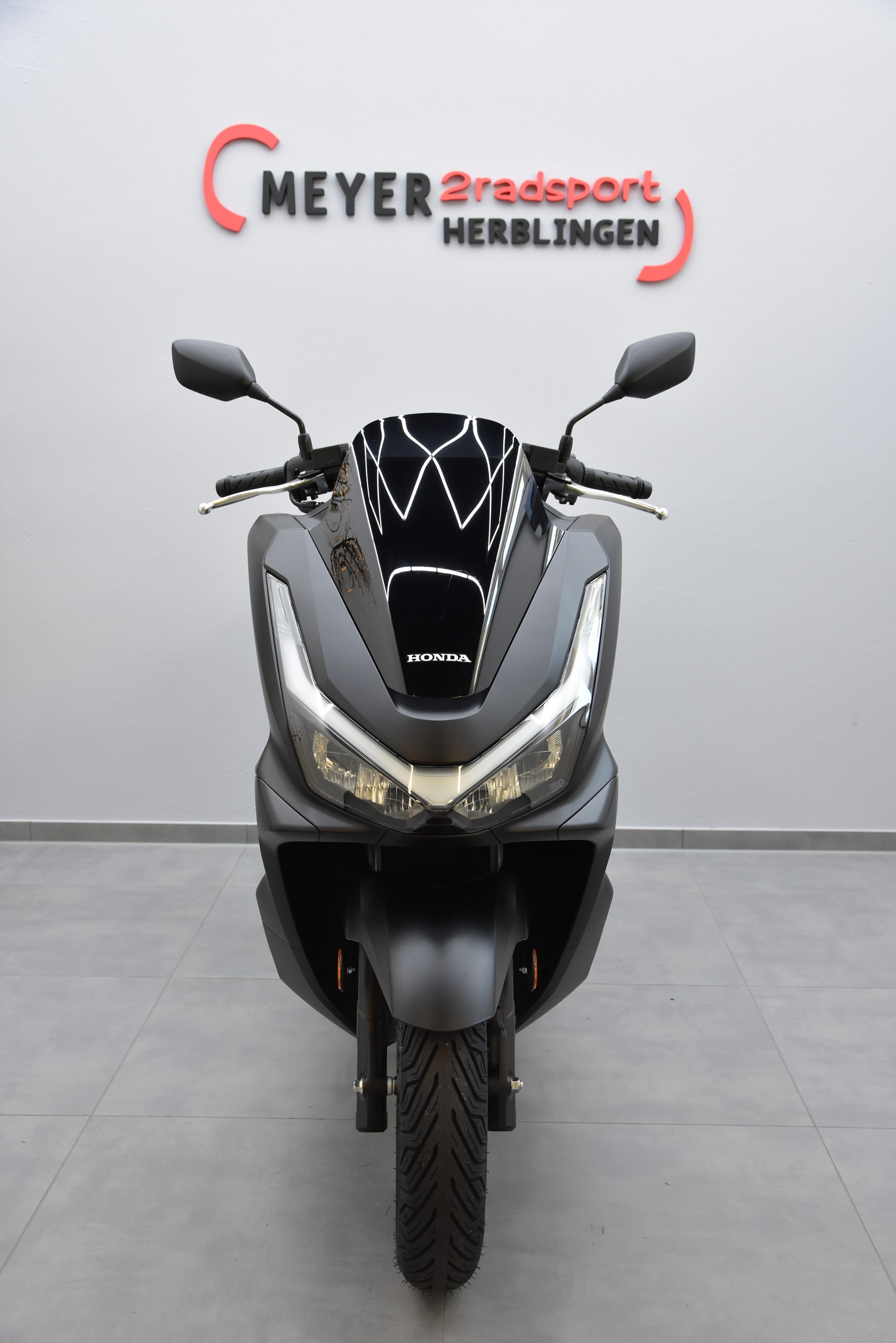 HONDA PCX 125-showroom-element-2