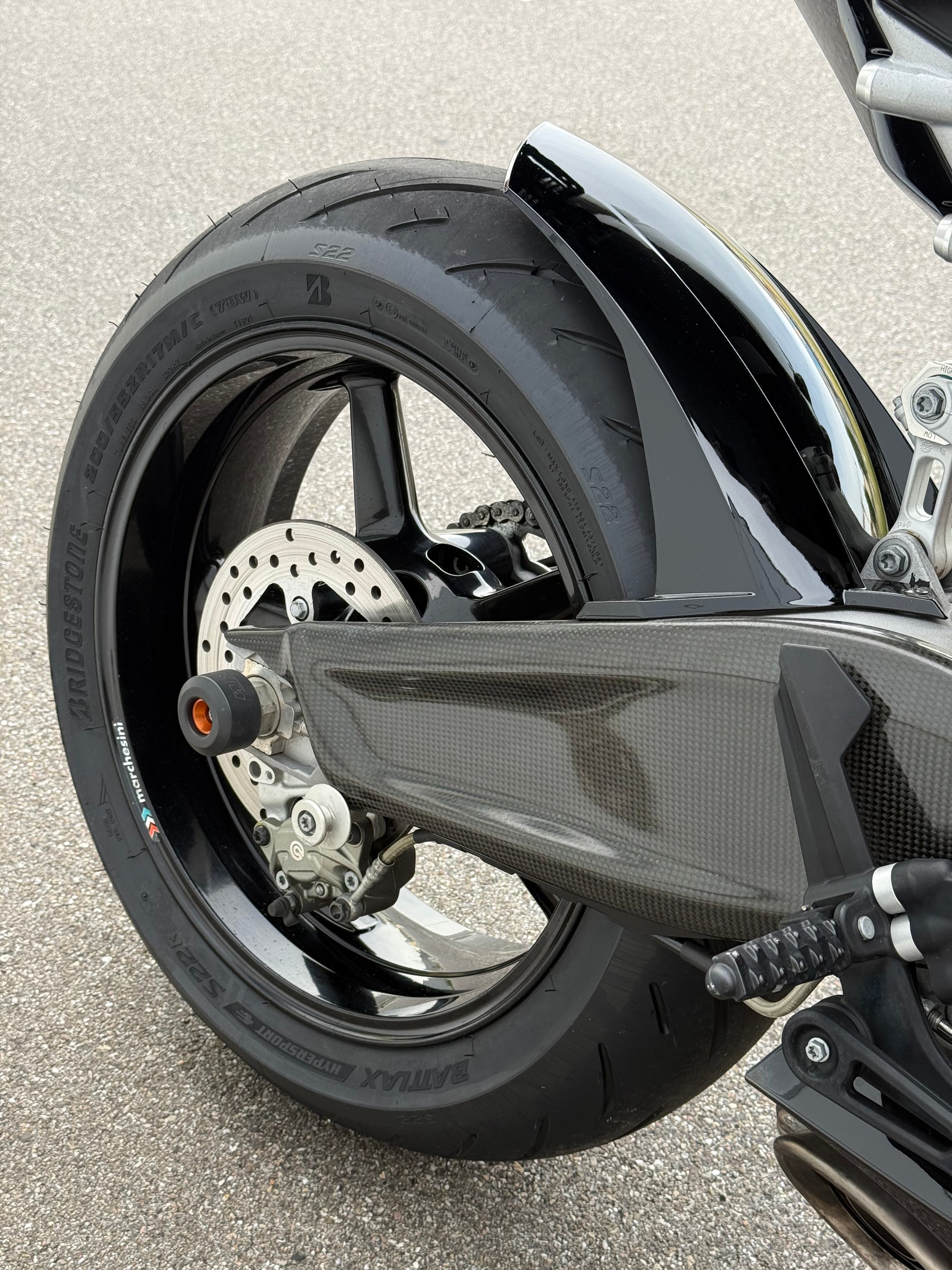 KTM 1190 RC8-image-11