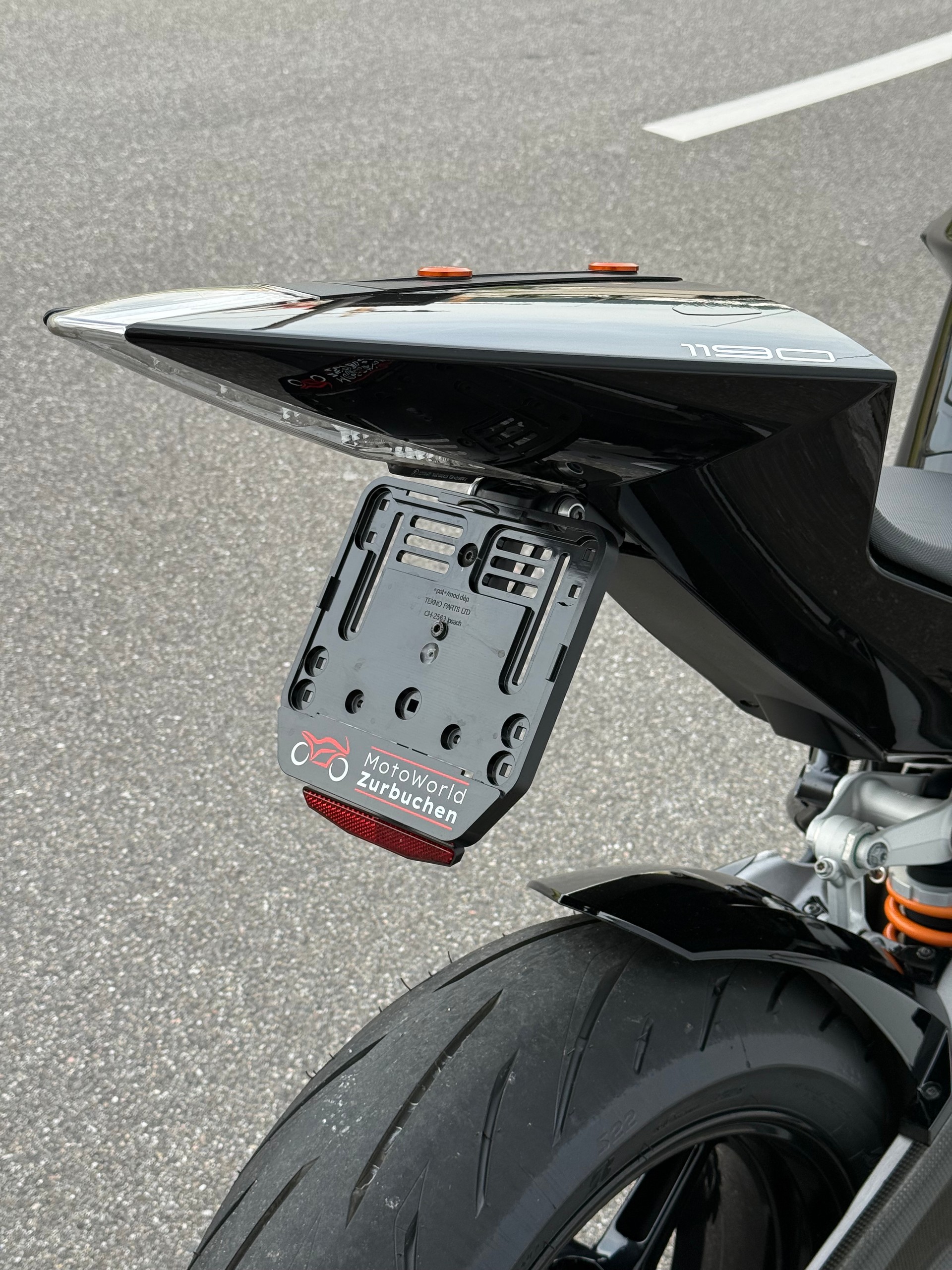 KTM 1190 RC8-image-12