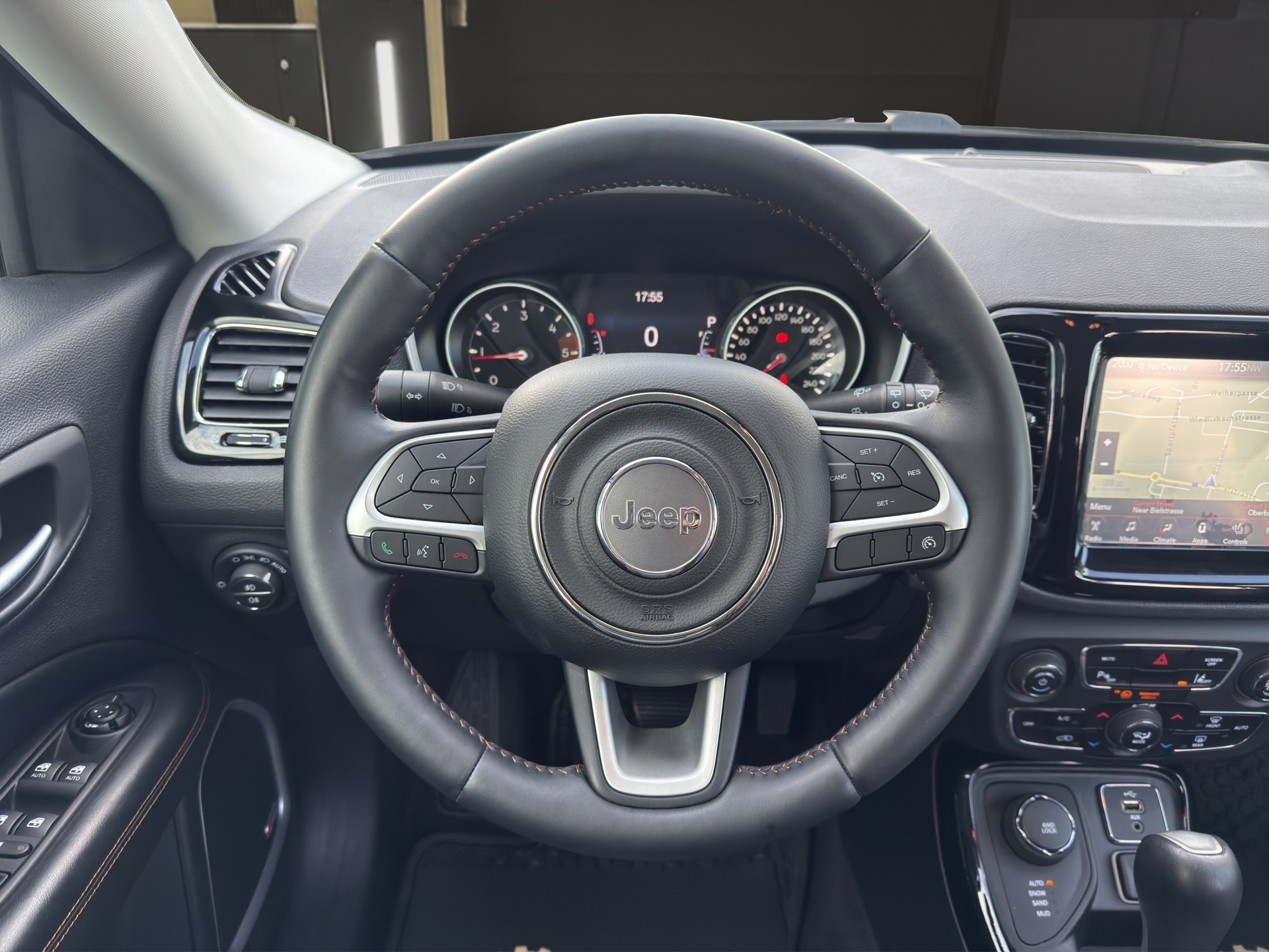 JEEP Compass 2.0 CRD Opening Ed. AWD-image-11