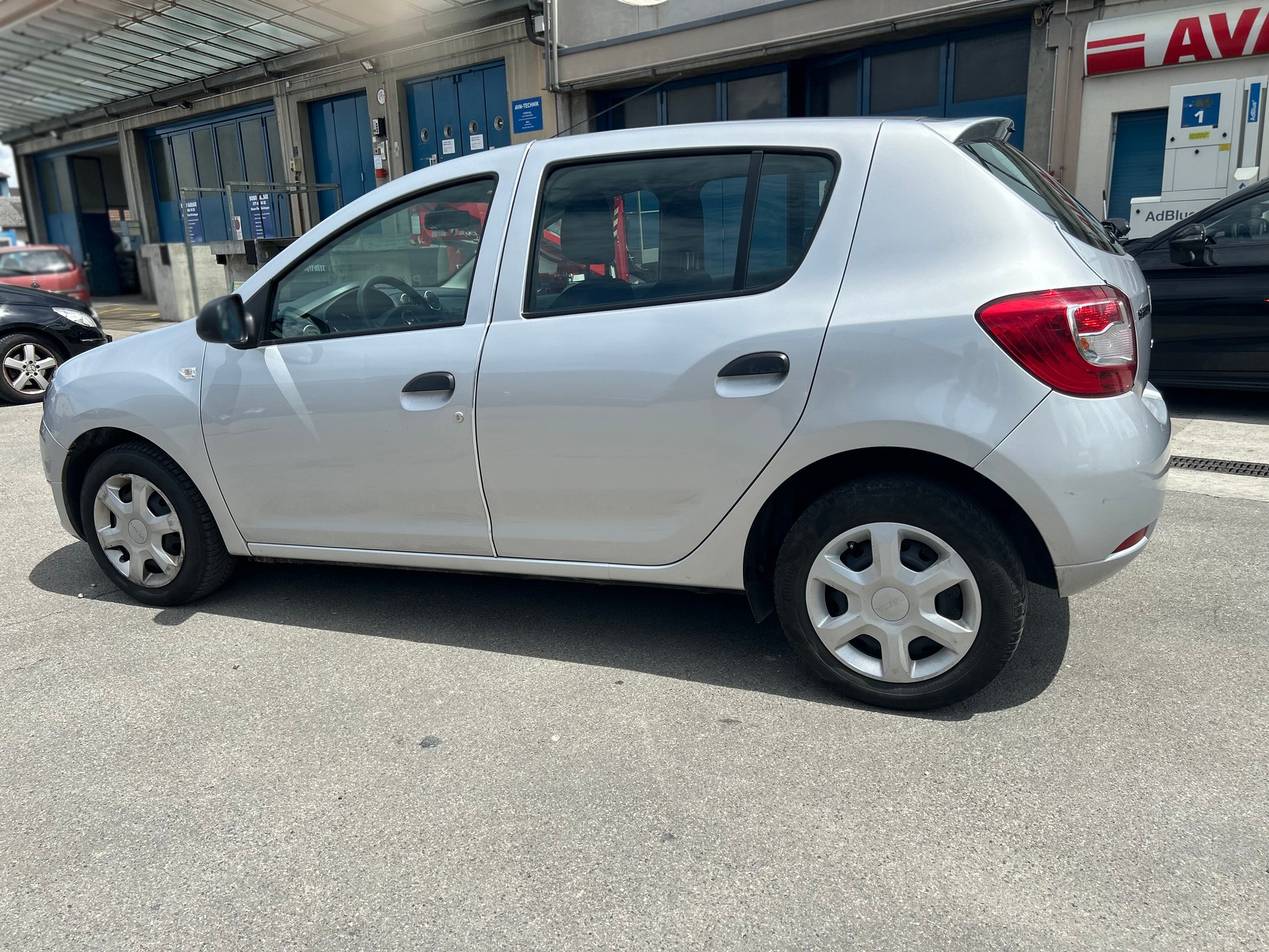DACIA Sandero 1.2 Ambiance-image-4