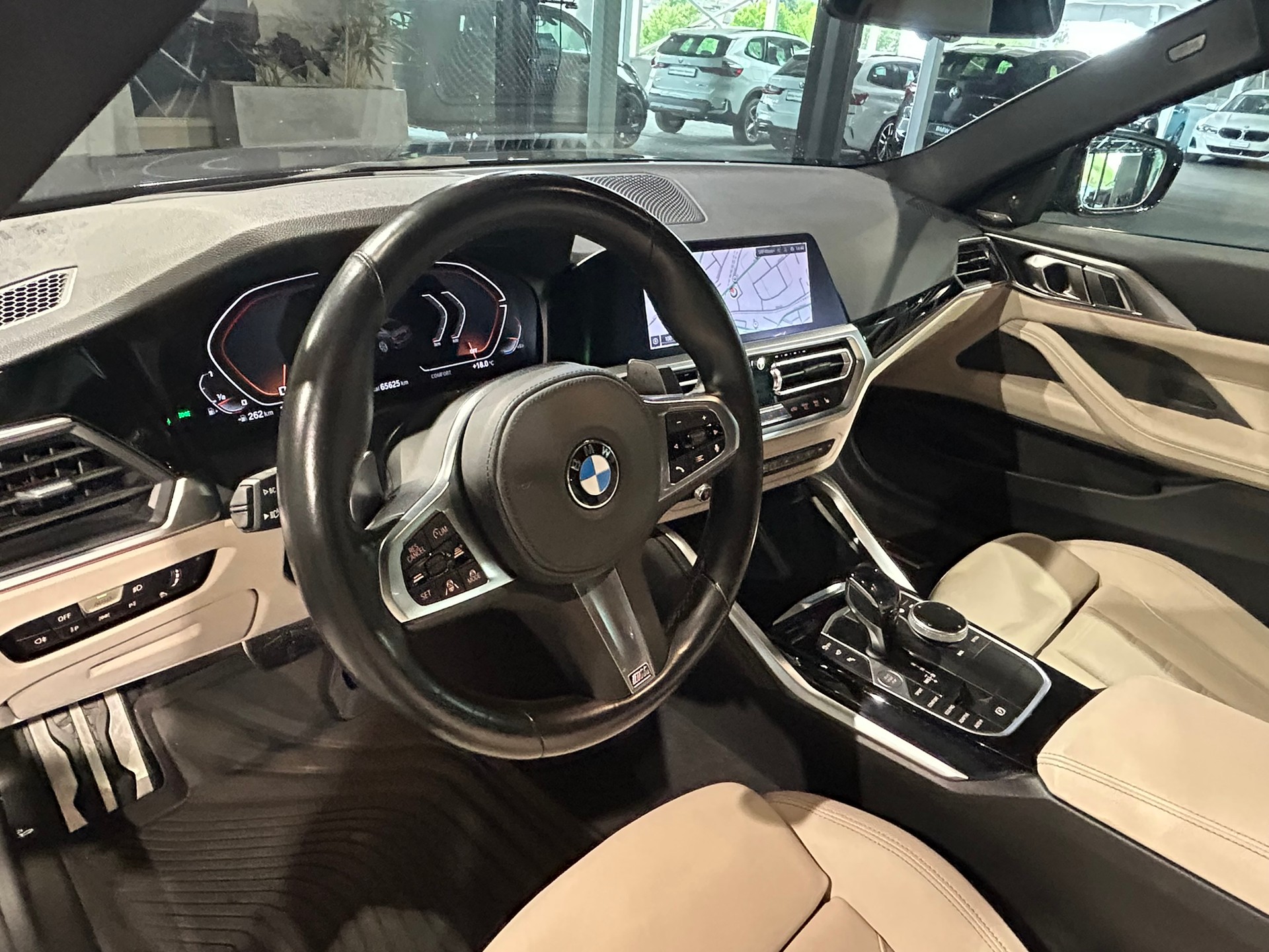BMW M440i xDrive 48V Coupé Steptronic-image-19