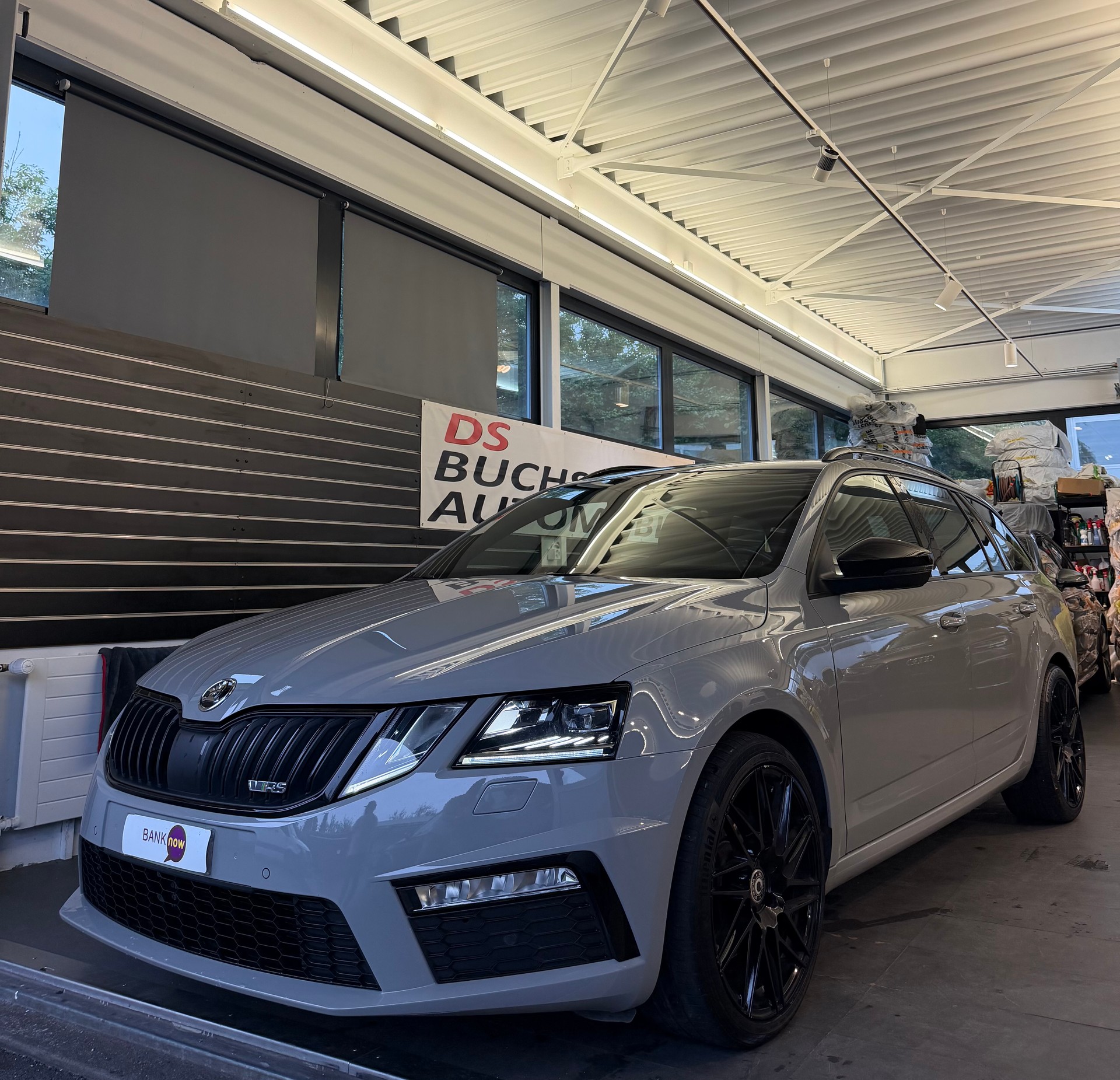 SKODA Octavia Combi 2.0 TDI 184 RS Prag 4x4 DSG-image-1
