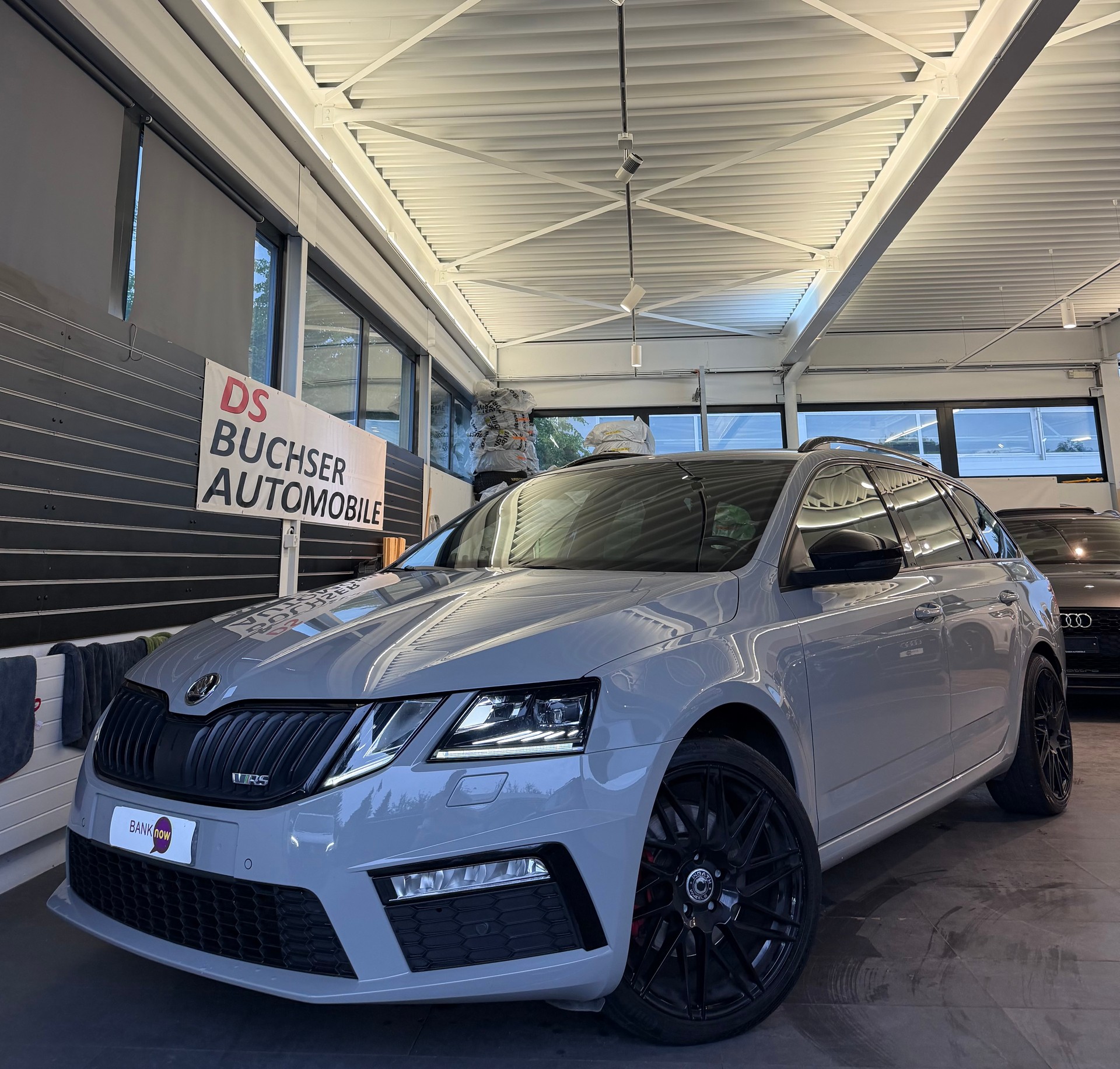 SKODA Octavia Combi 2.0 TDI 184 RS Prag 4x4 DSG-image-0