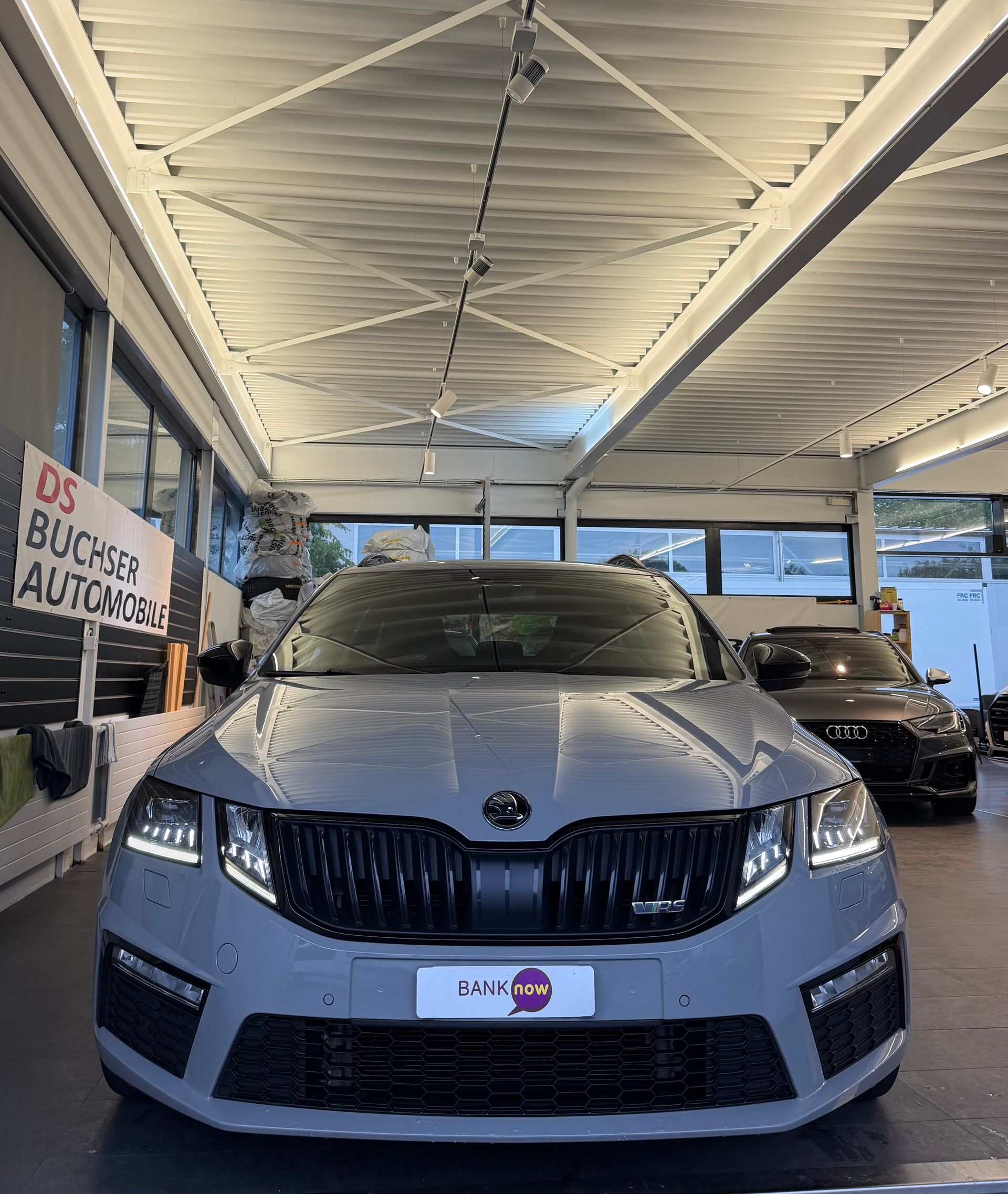 SKODA Octavia Combi 2.0 TDI 184 RS Prag 4x4 DSG-image-2