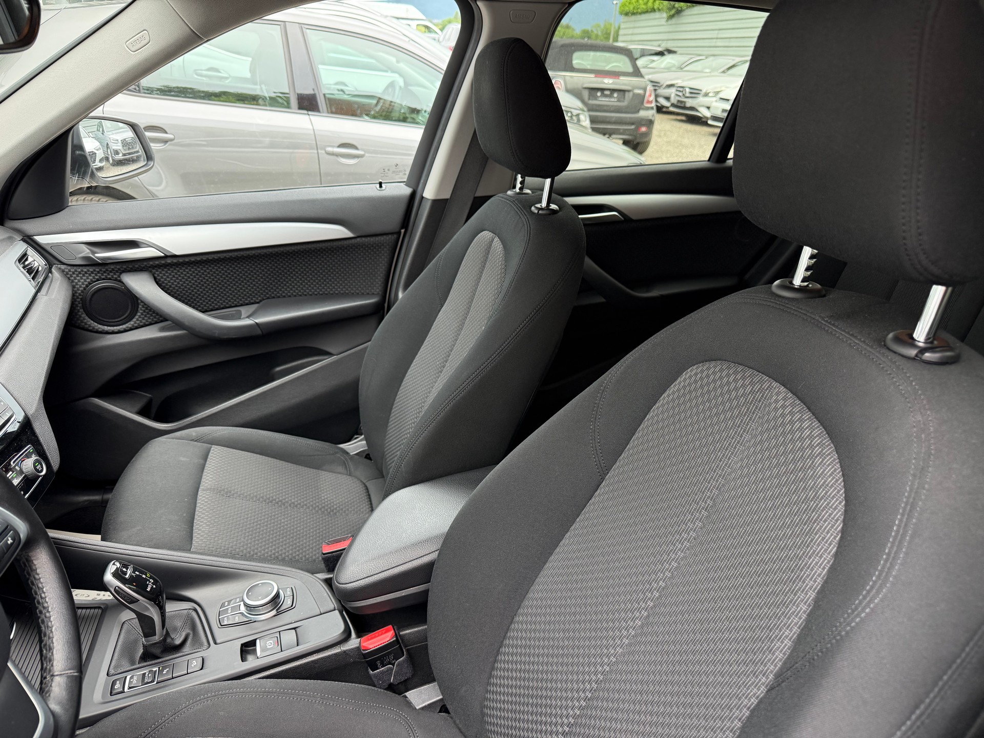 BMW X1 xDrive 20d Steptronic-image-10