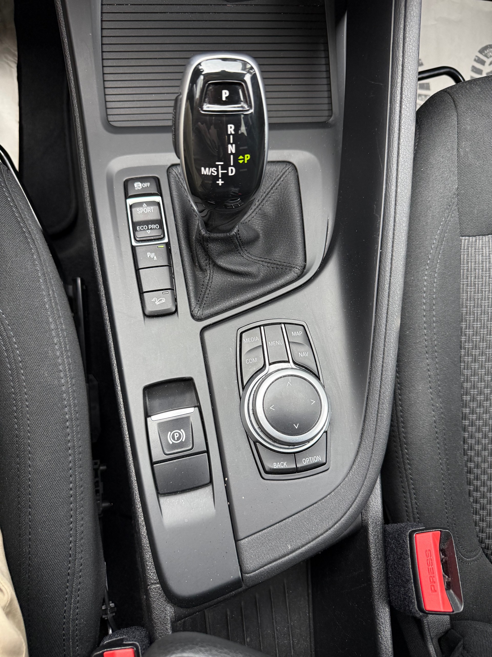 BMW X1 xDrive 20d Steptronic-image-12
