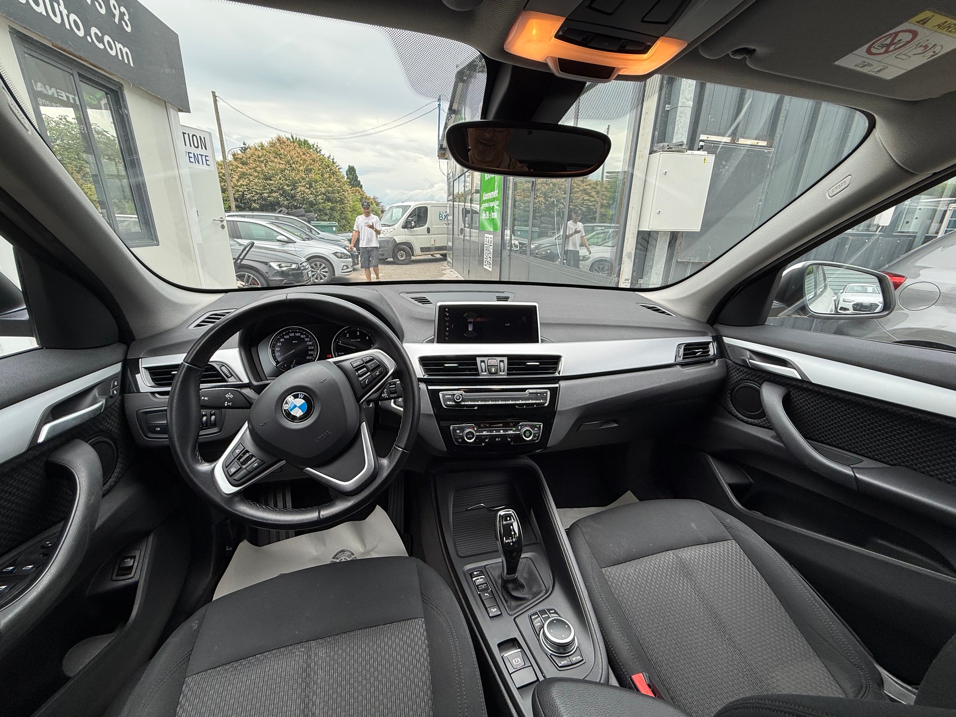 BMW X1 xDrive 20d Steptronic-image-8