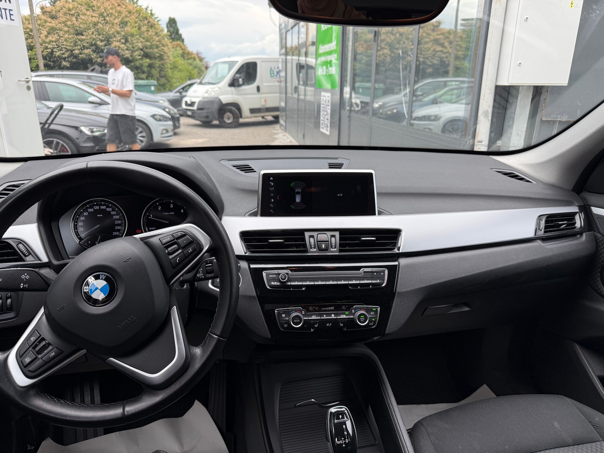 BMW X1 xDrive 20d Steptronic-image-9