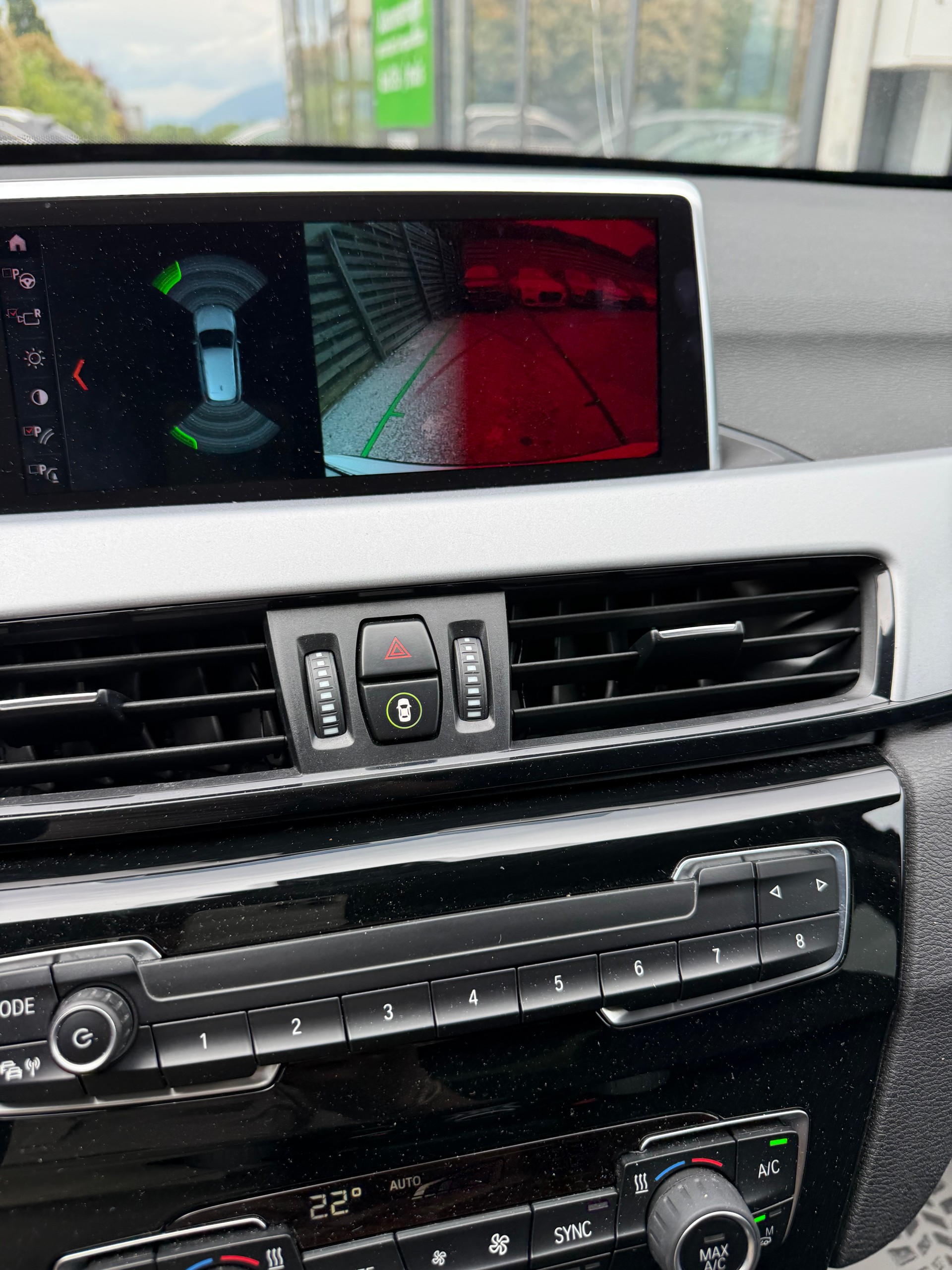 BMW X1 xDrive 20d Steptronic-image-11