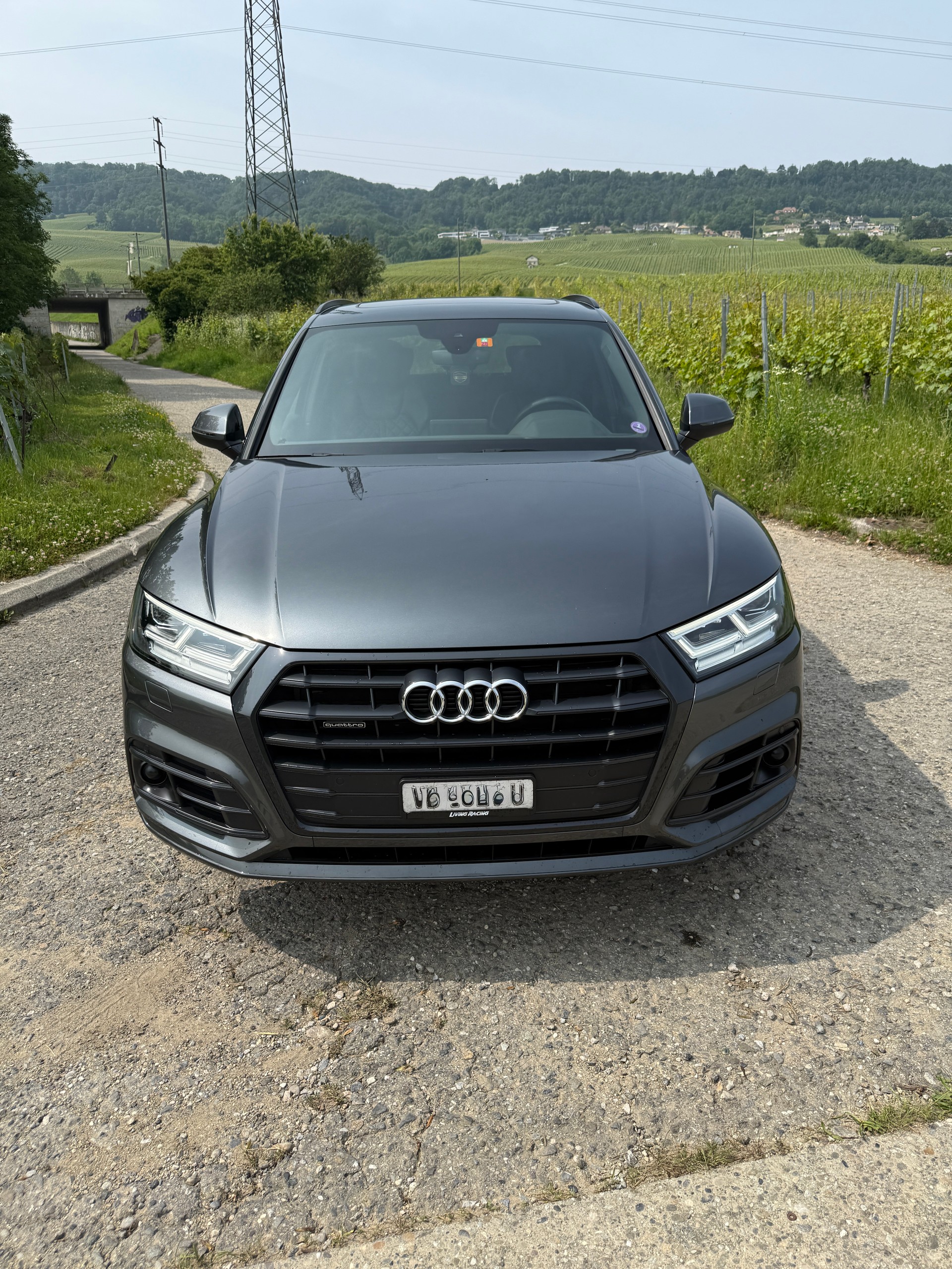 AUDI Q5 2.0 TFSI sport quattro S-tronic-image-1