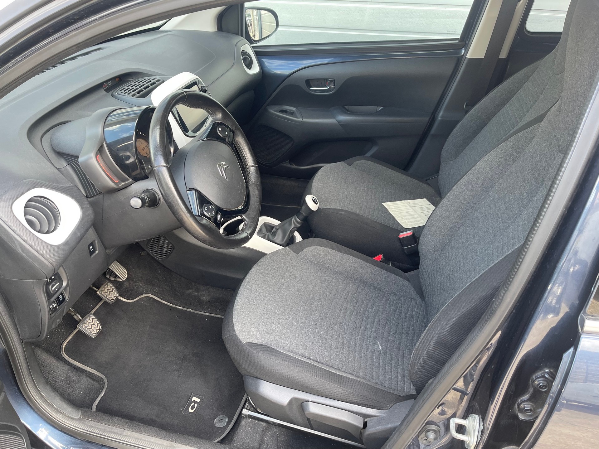 CITROEN C1 1.0 e-VTi Stop&Start Shine Edition-image-5