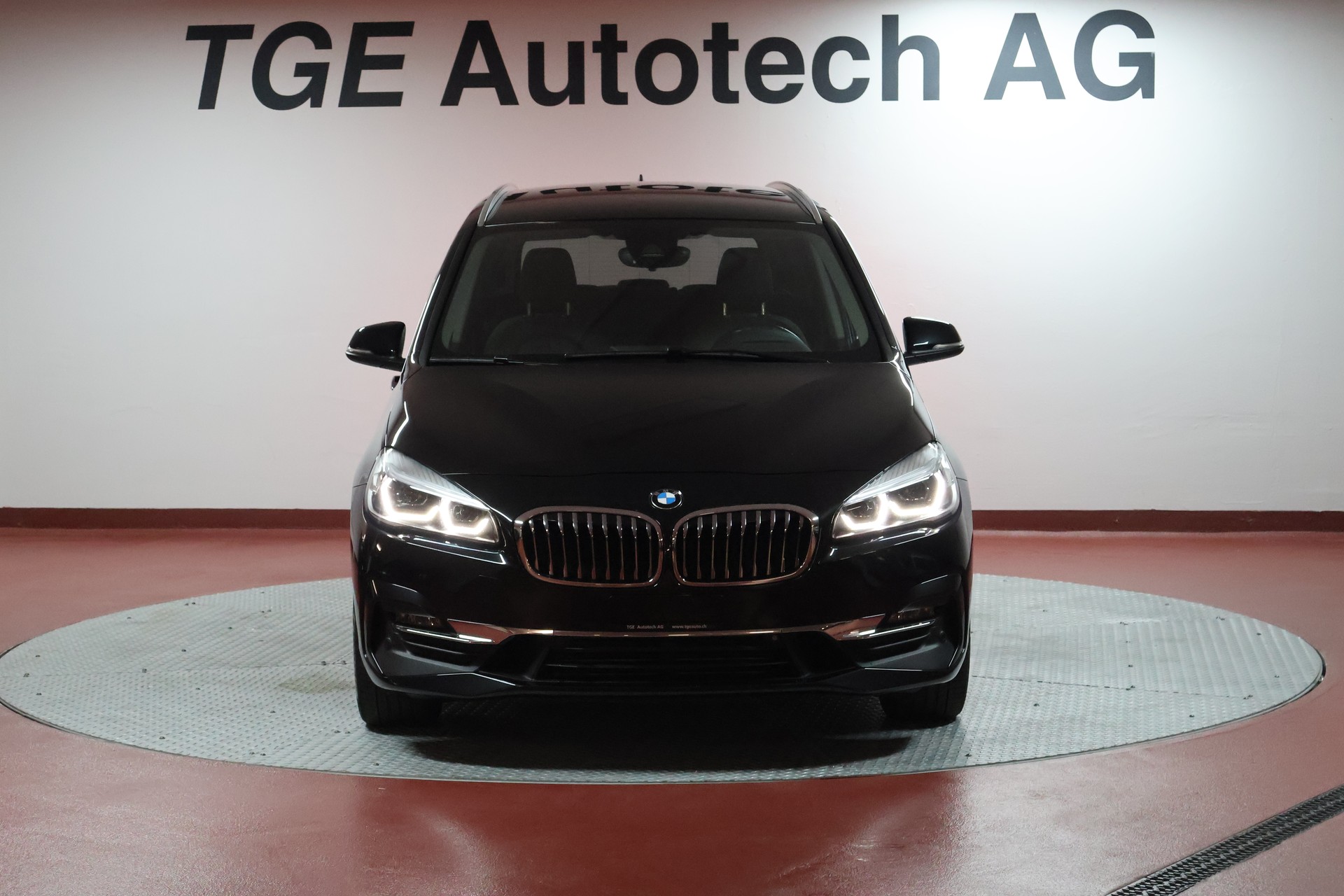 BMW 220d xDrive Gran Tourer Steptronic Luxury Line-image-1