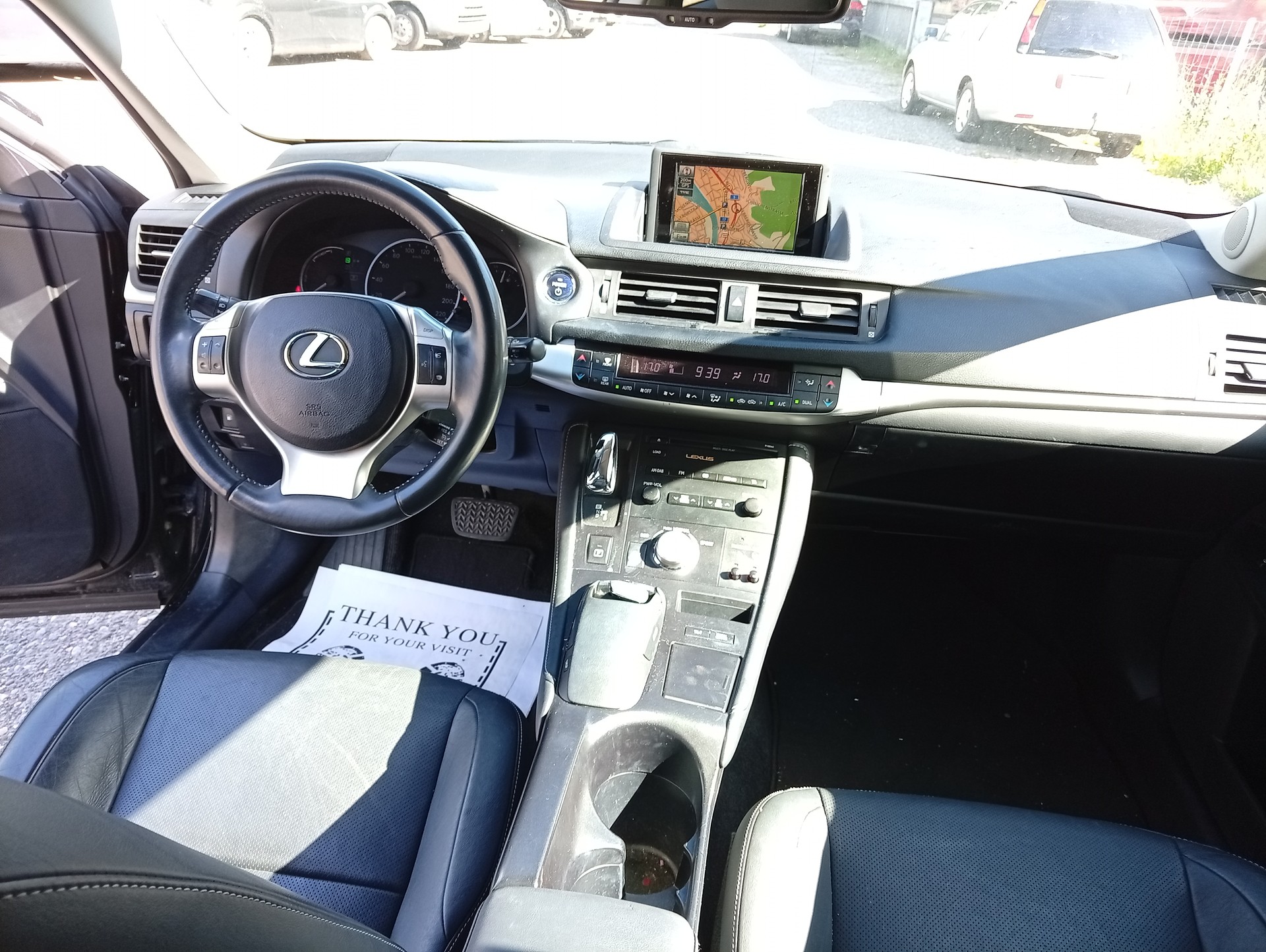 LEXUS CT 200h 1.8 excellence CVT-image-8