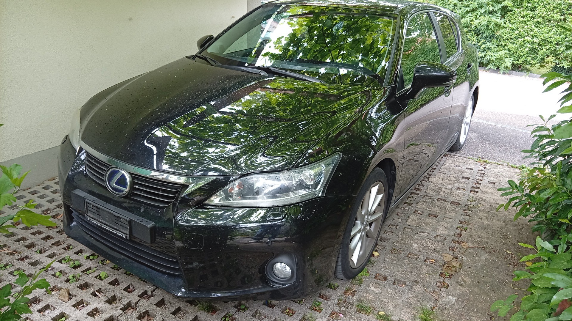 LEXUS CT 200h 1.8 excellence CVT-image-2