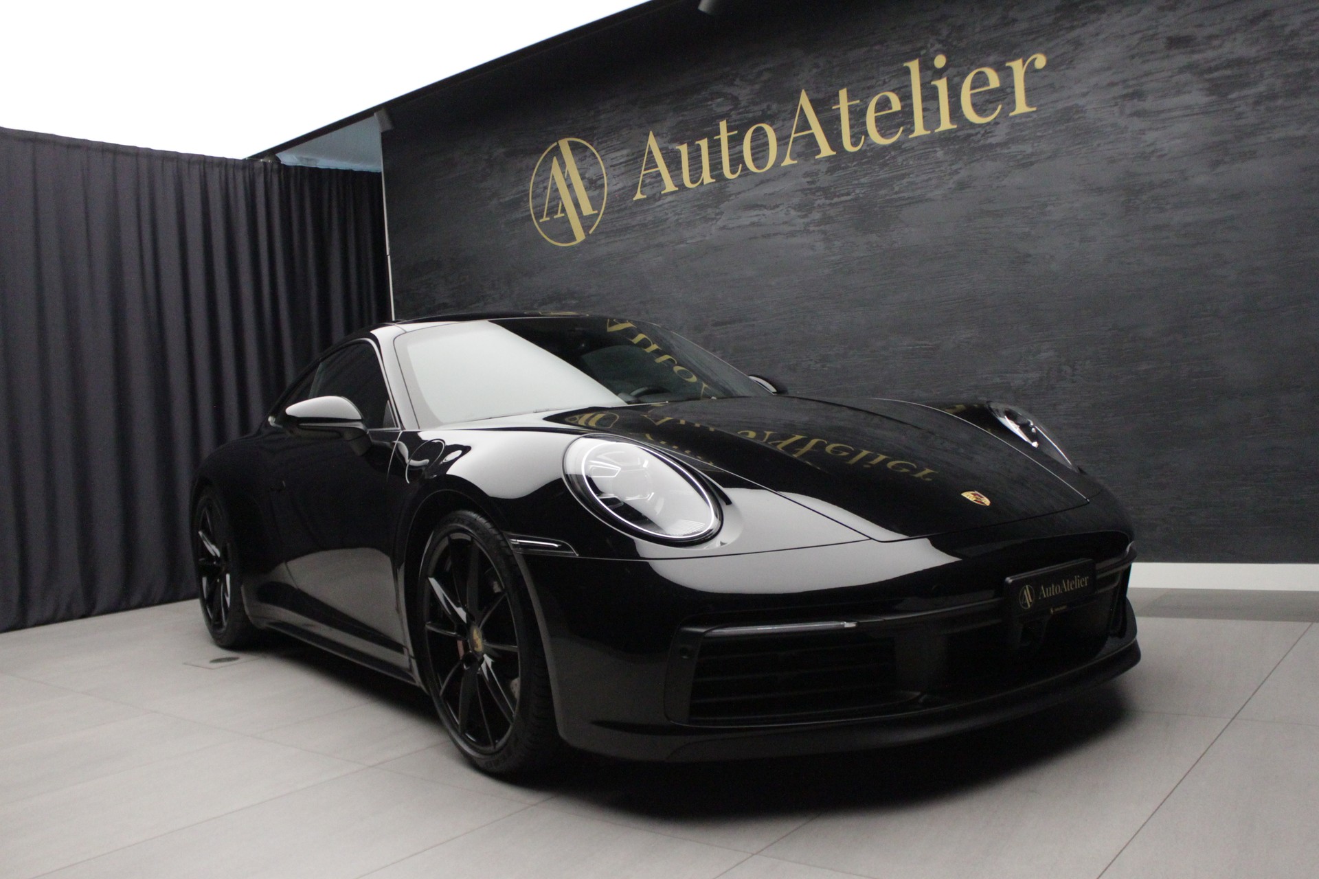 PORSCHE 911 Carrera 4S PDK-image-0