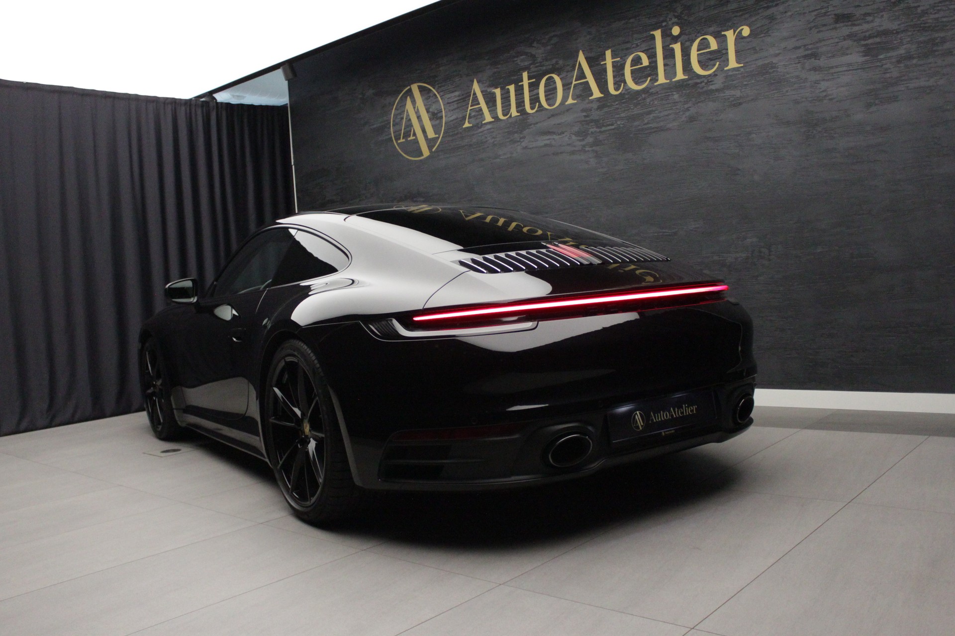 PORSCHE 911 Carrera 4S PDK-image-11
