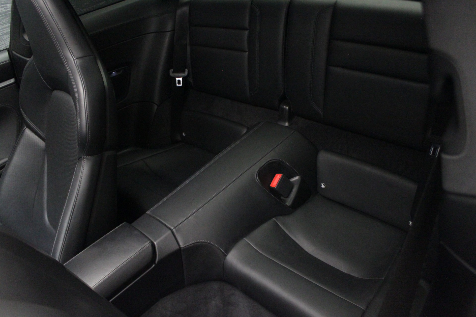 PORSCHE 911 Carrera 4S PDK-image-17