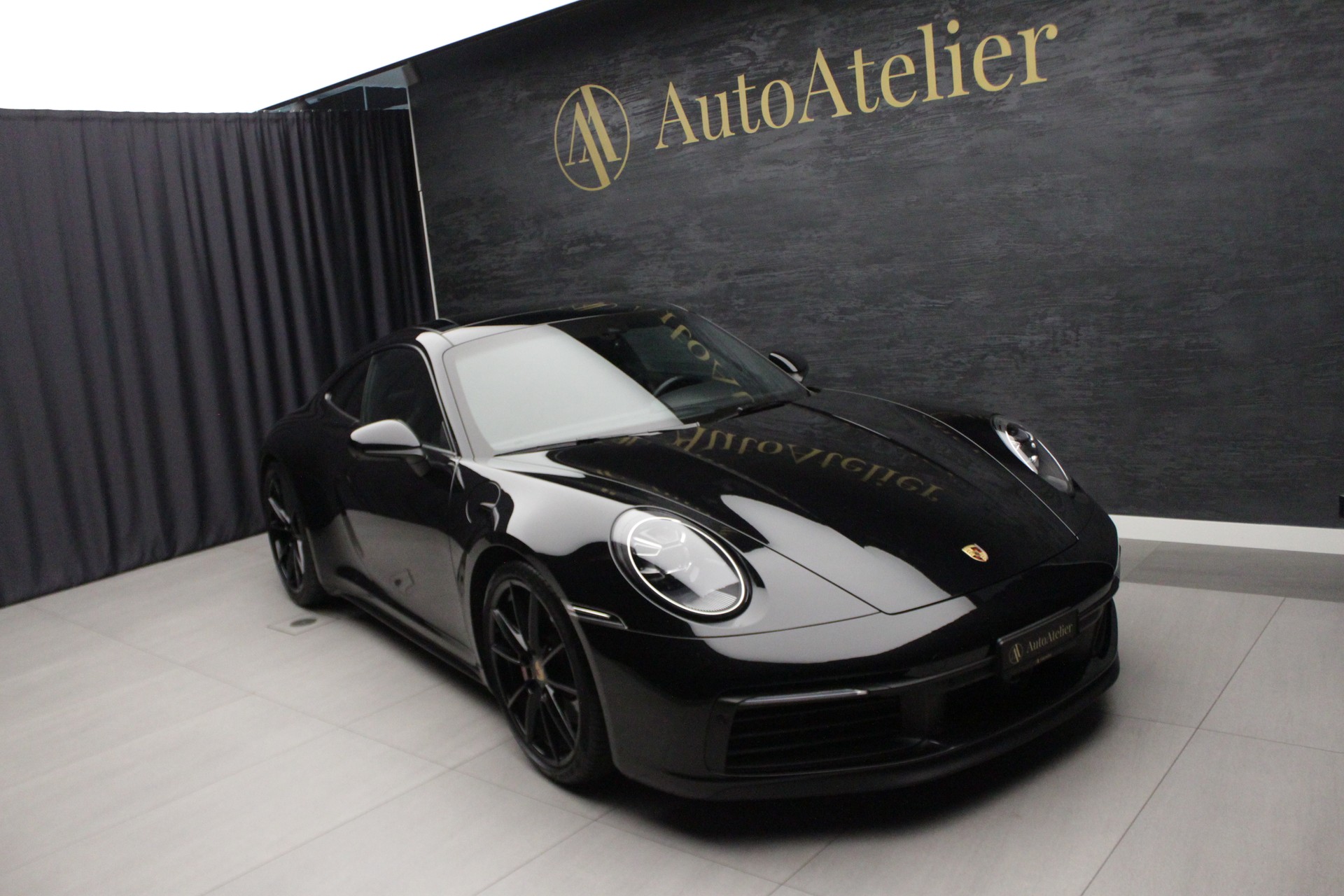 PORSCHE 911 Carrera 4S PDK-image-1