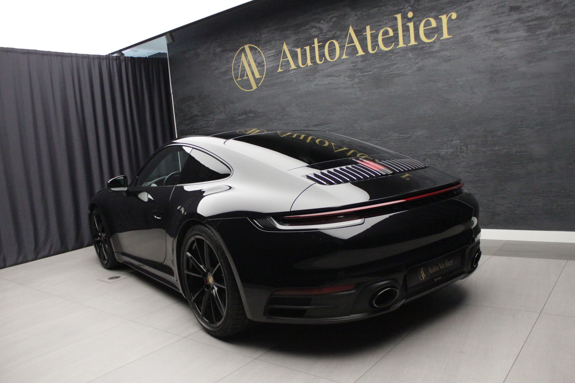 PORSCHE 911 Carrera 4S PDK-image-8