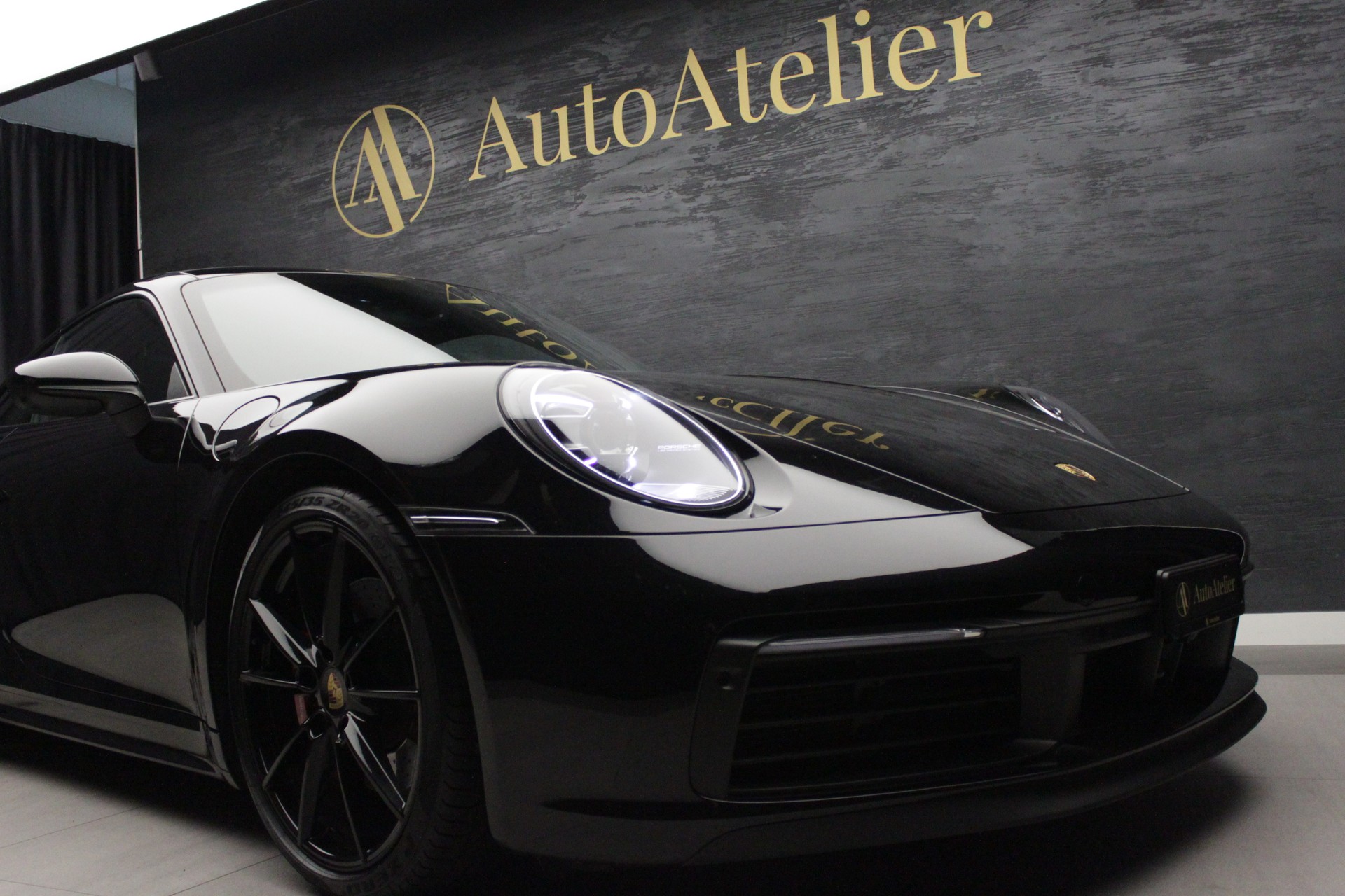PORSCHE 911 Carrera 4S PDK-image-5