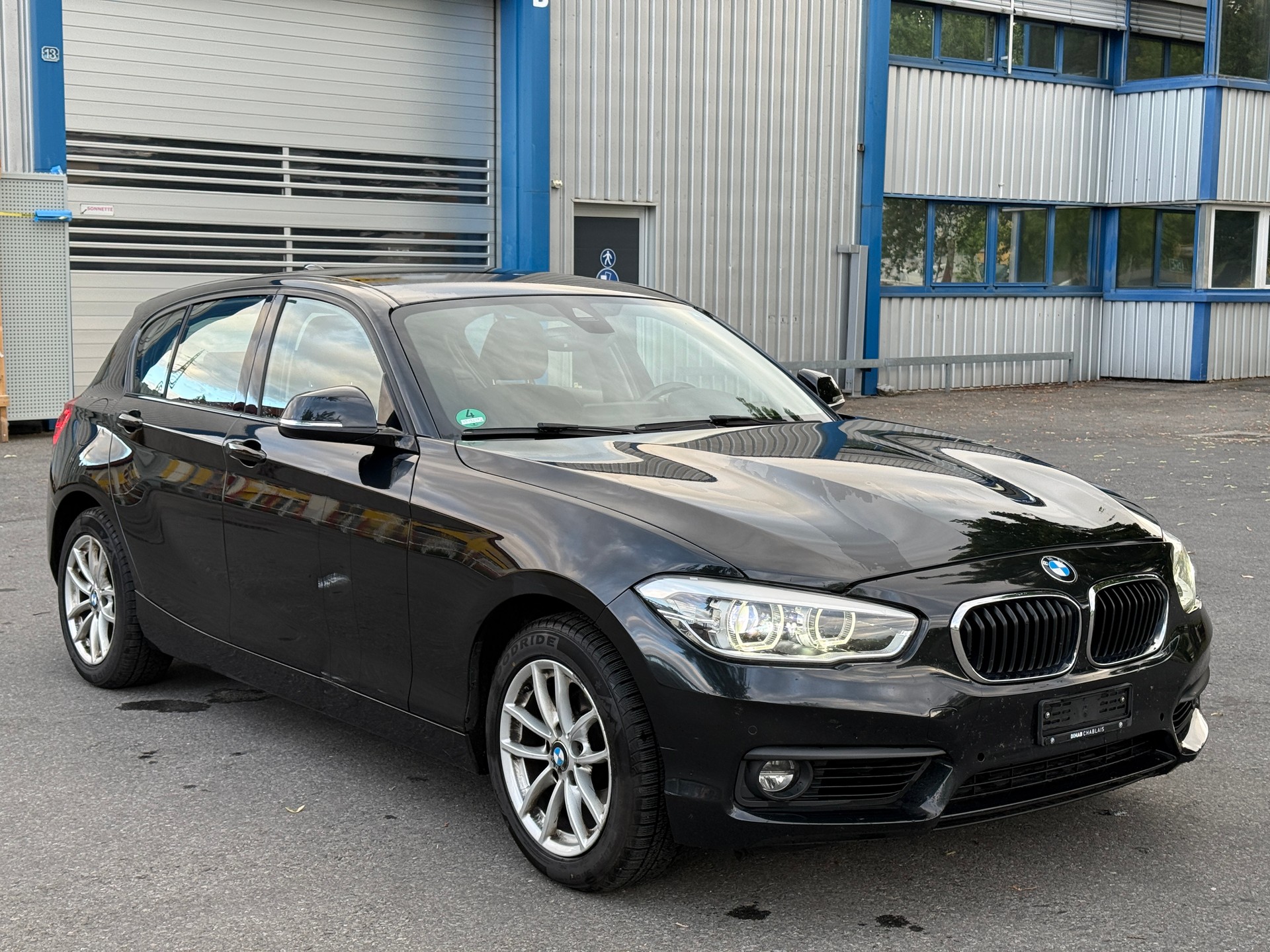 BMW 118i Steptronic-image-3