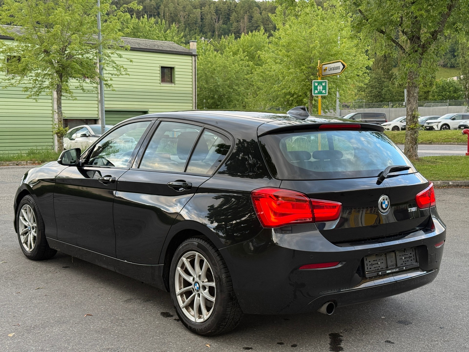 BMW 118i Steptronic-image-7