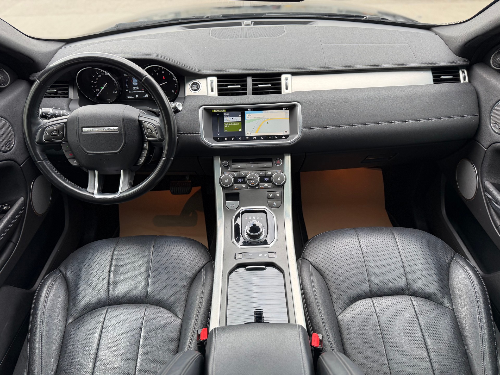LAND ROVER Range Rover Evoque 2.0 Si4 SE Dynamic AT9-image-11