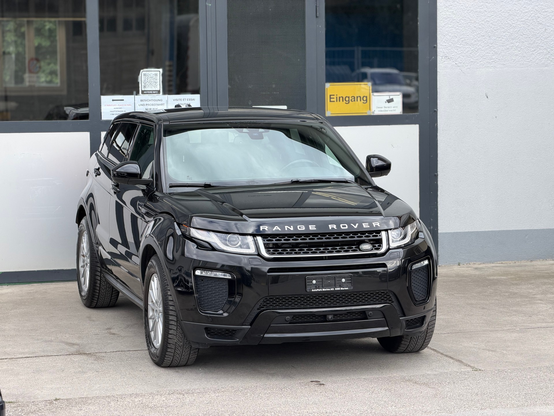 LAND ROVER Range Rover Evoque 2.0 Si4 SE Dynamic AT9-image-3