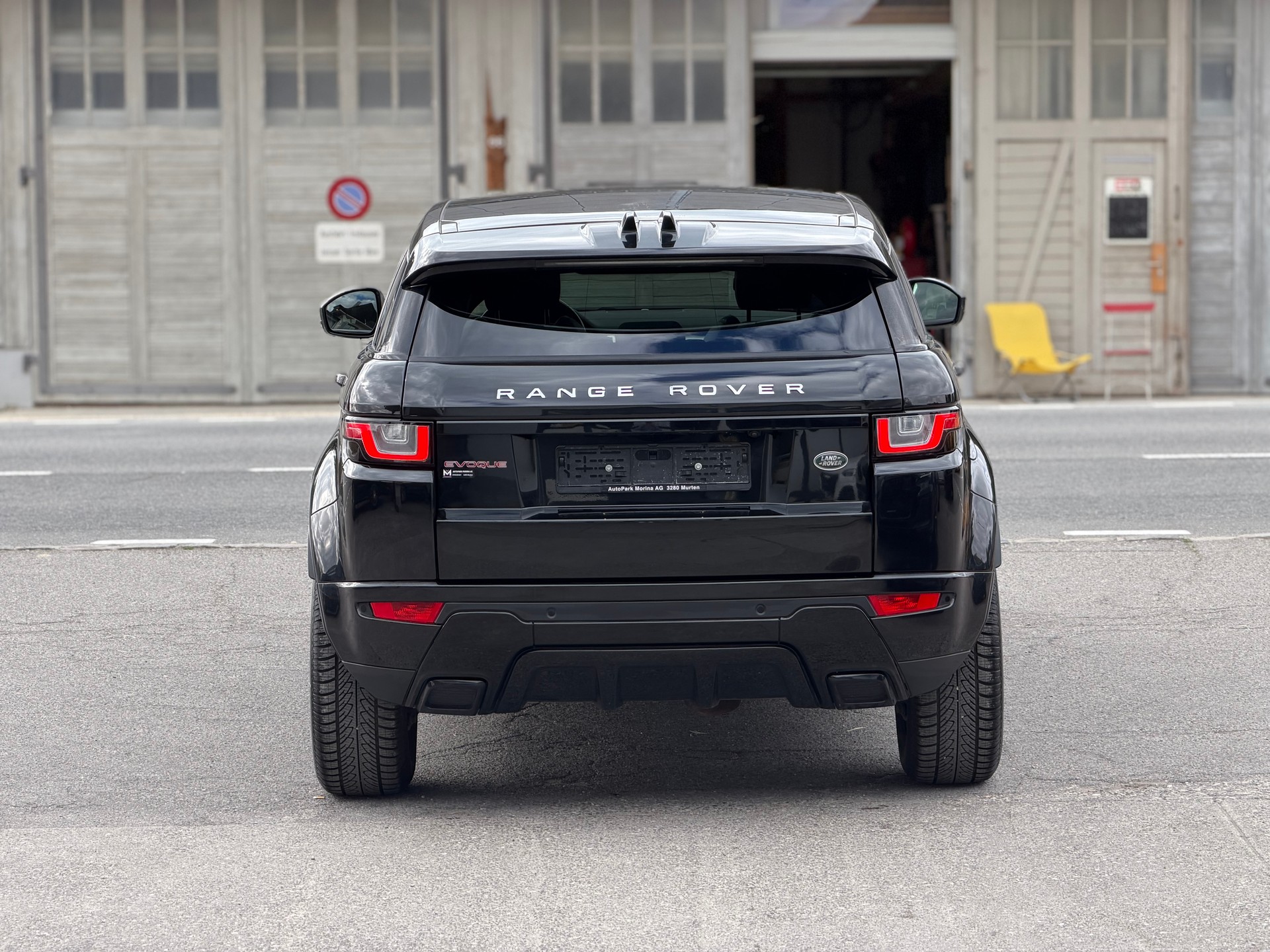 LAND ROVER Range Rover Evoque 2.0 Si4 SE Dynamic AT9-image-5