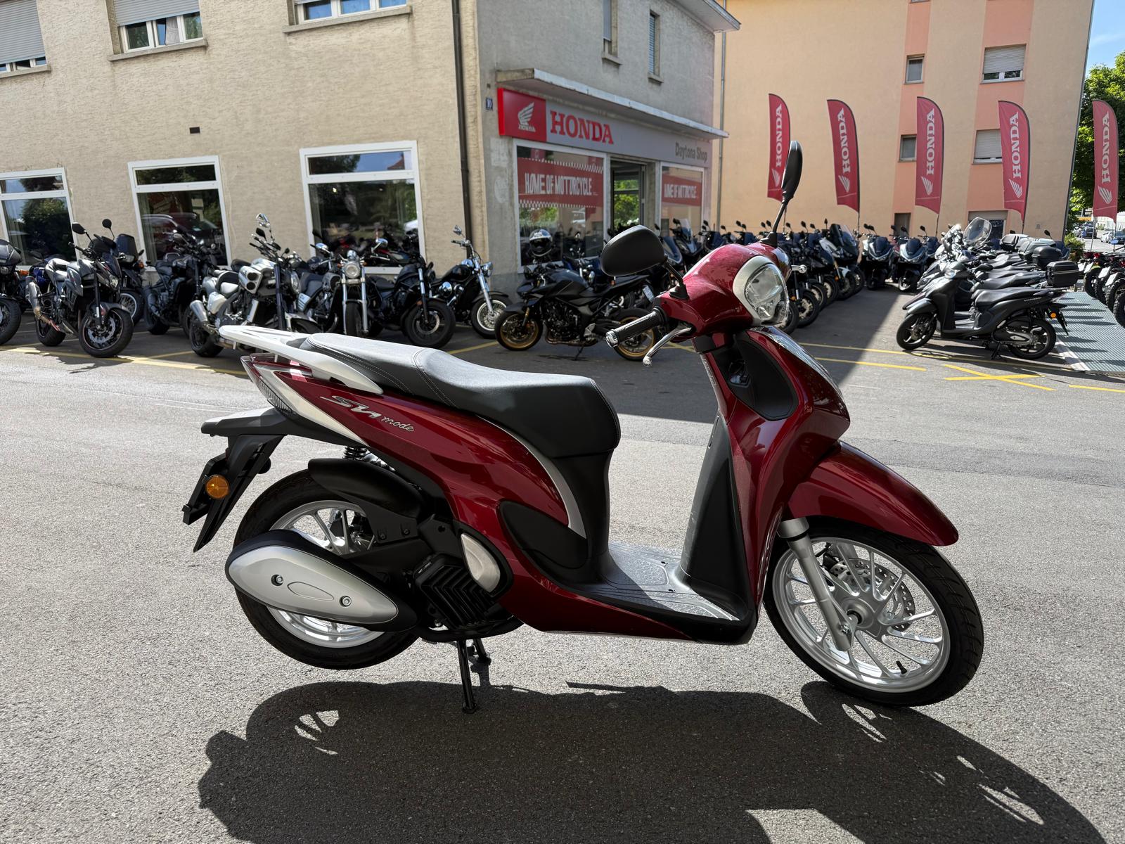 HONDA SH 125 i Mode-showroom-element-3