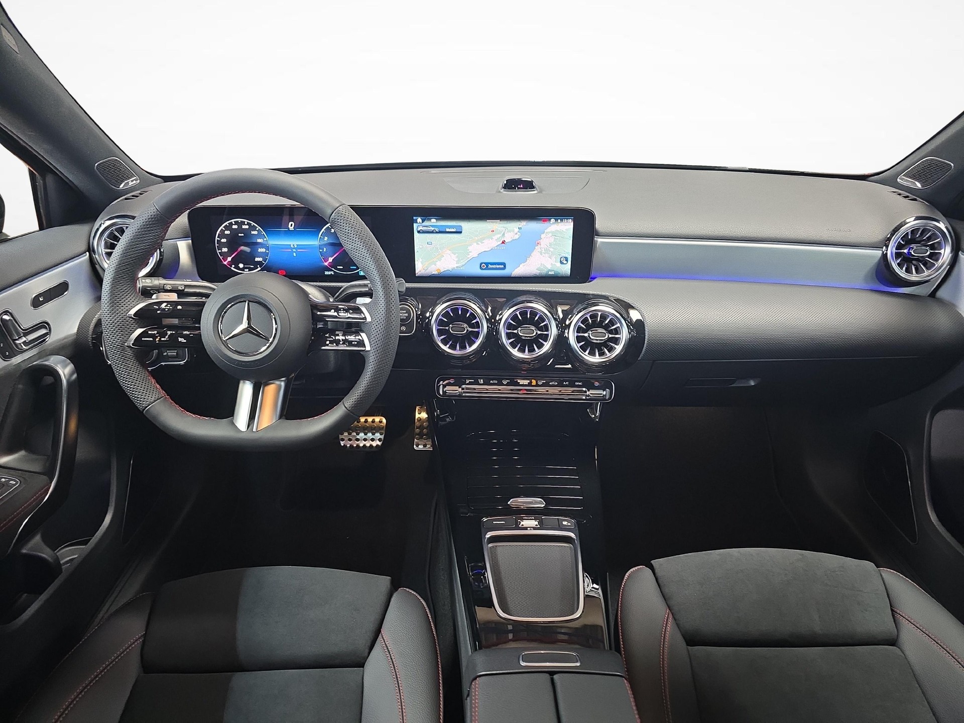 MERCEDES-BENZ A 220 4MATIC AMG Line-image-5